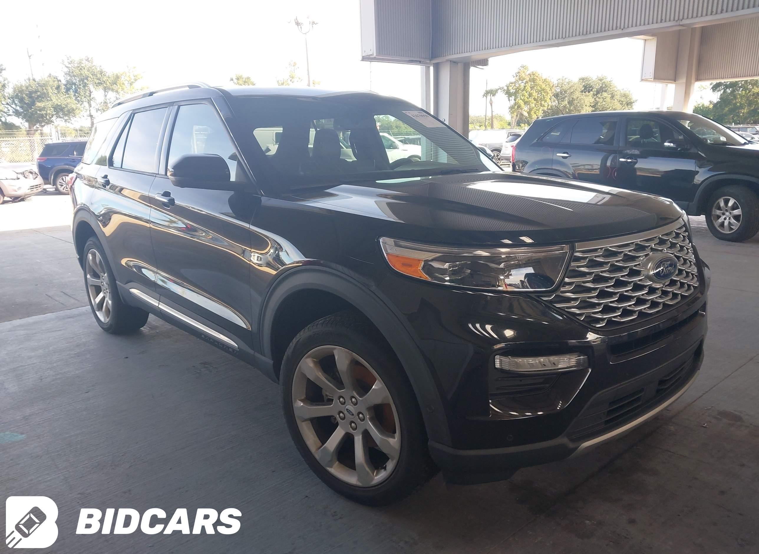 2020 Ford Explorer, Platinum