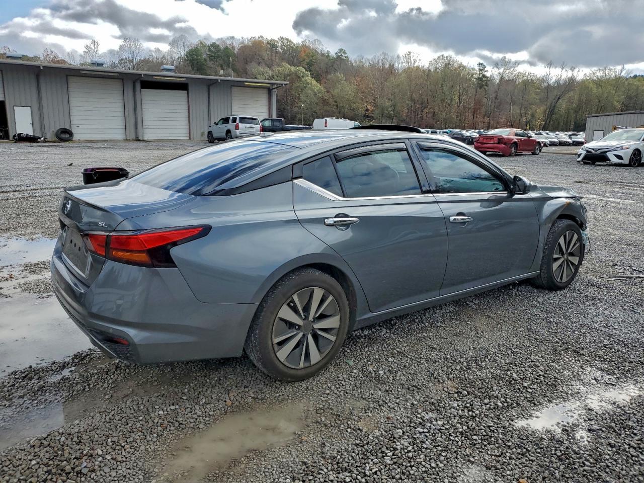 2020 Nissan Altima, SL