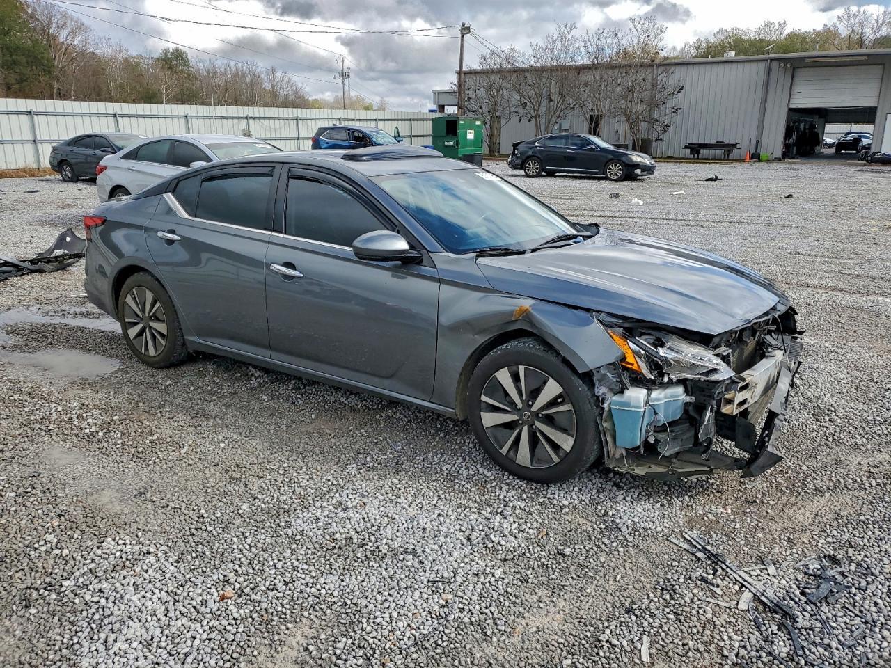 2020 Nissan Altima, SL