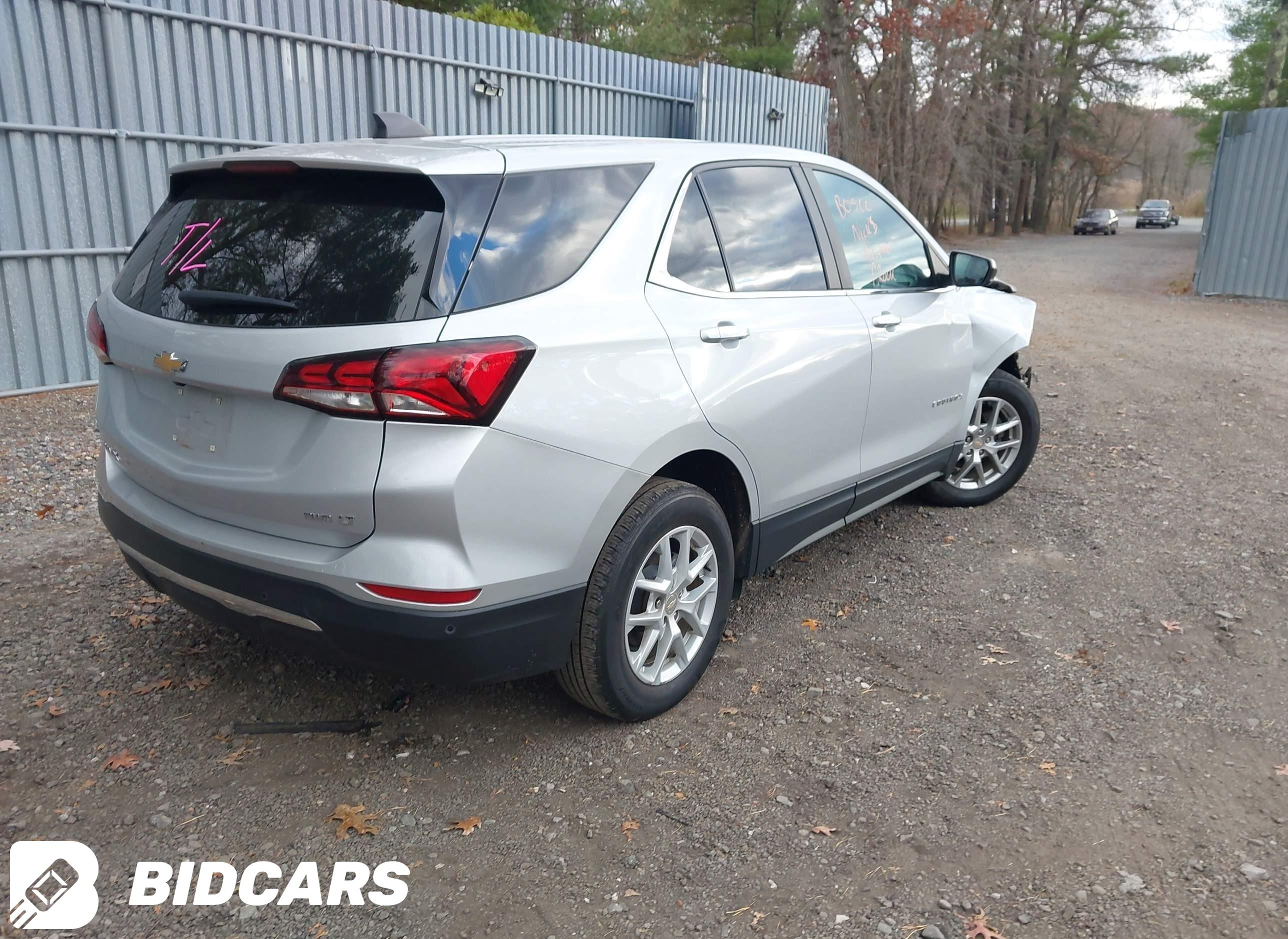 2022 Chevrolet Equinox, Awd Lt