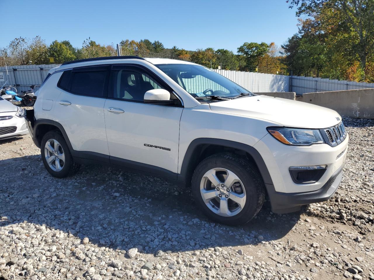 2020 Jeep Compass, Latitude