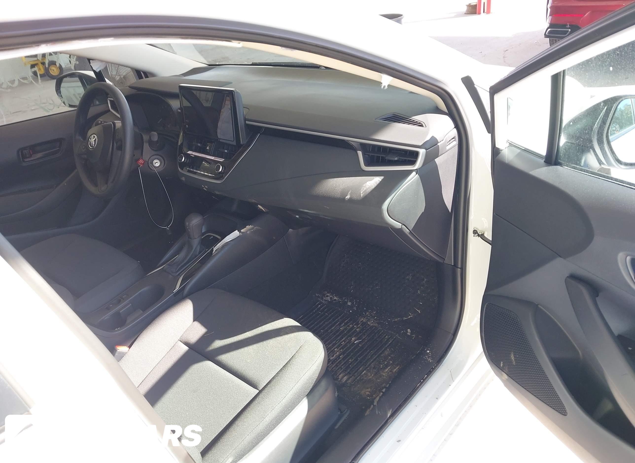 2025 Toyota Corolla, LE