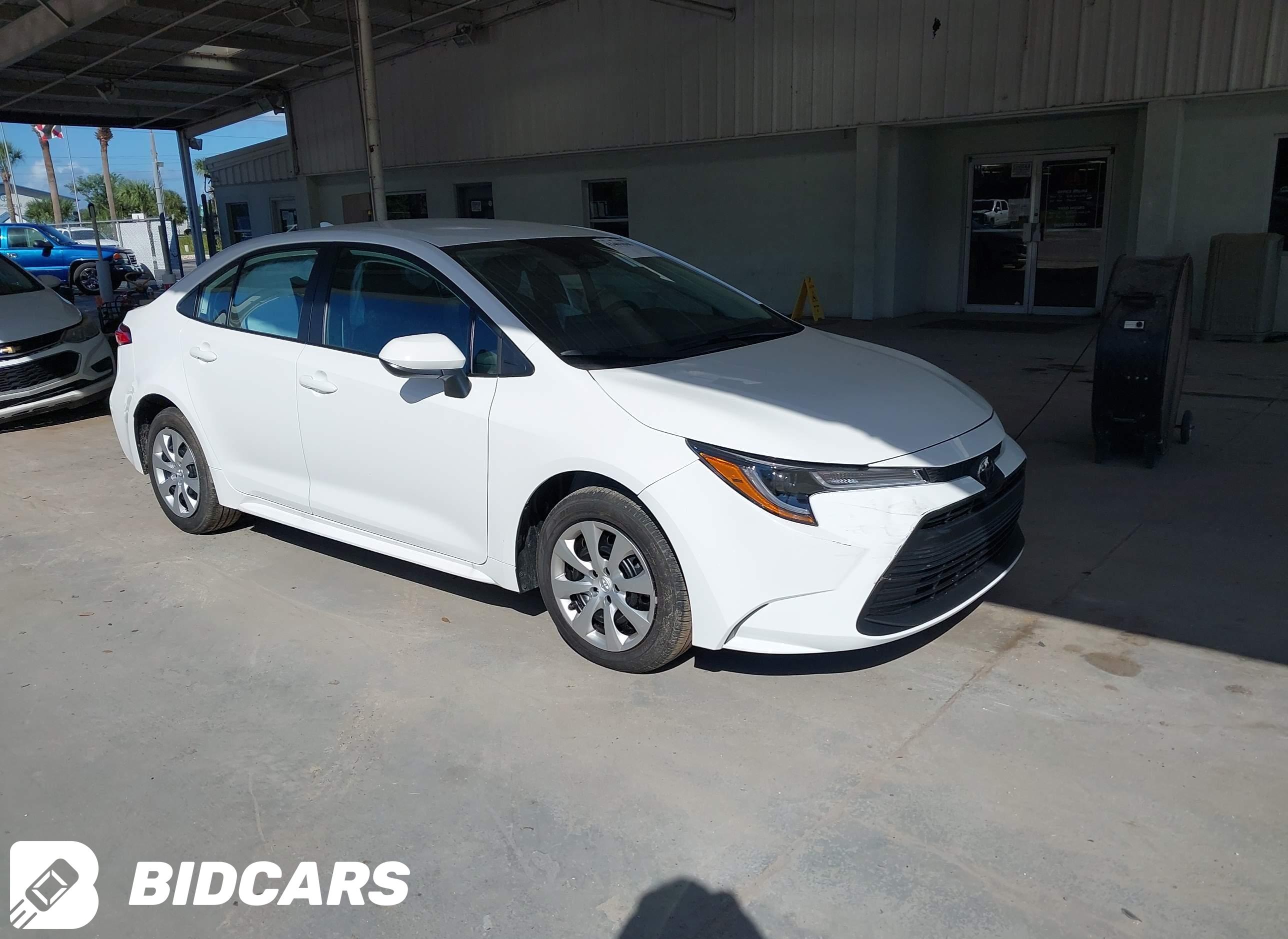 2025 Toyota Corolla, LE