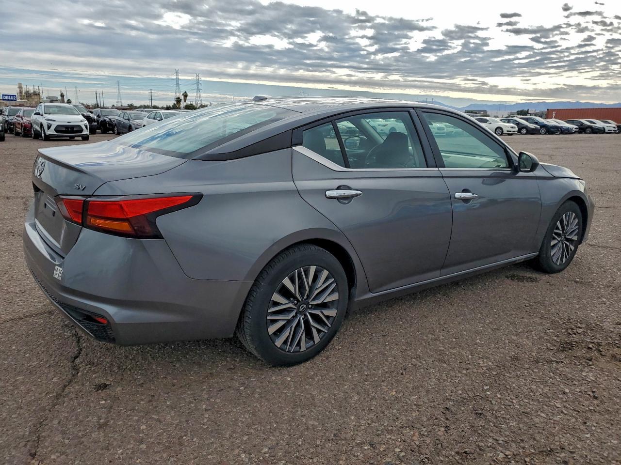 2024 Nissan Altima, SV