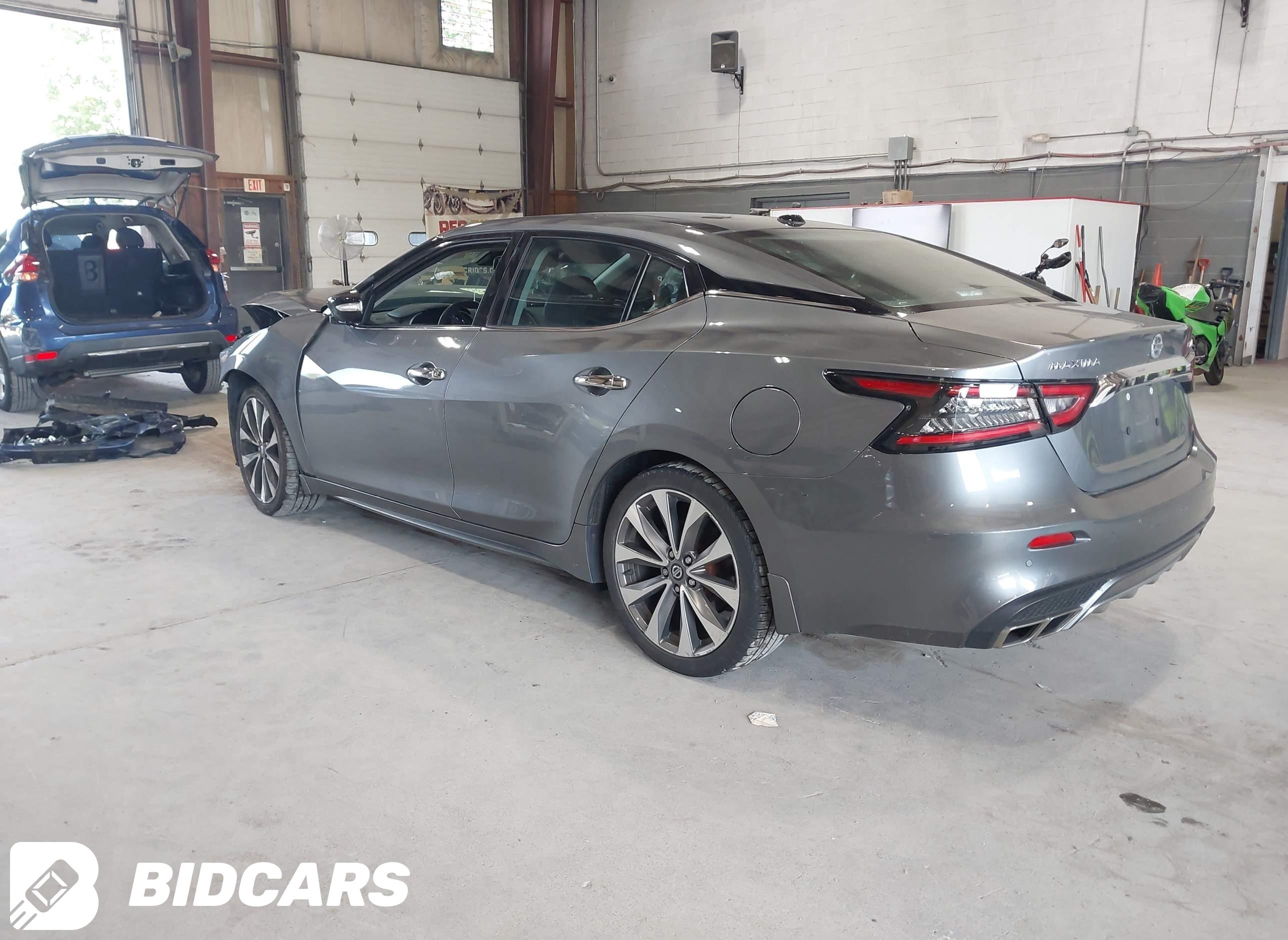 2022 Nissan Maxima, Platinum...