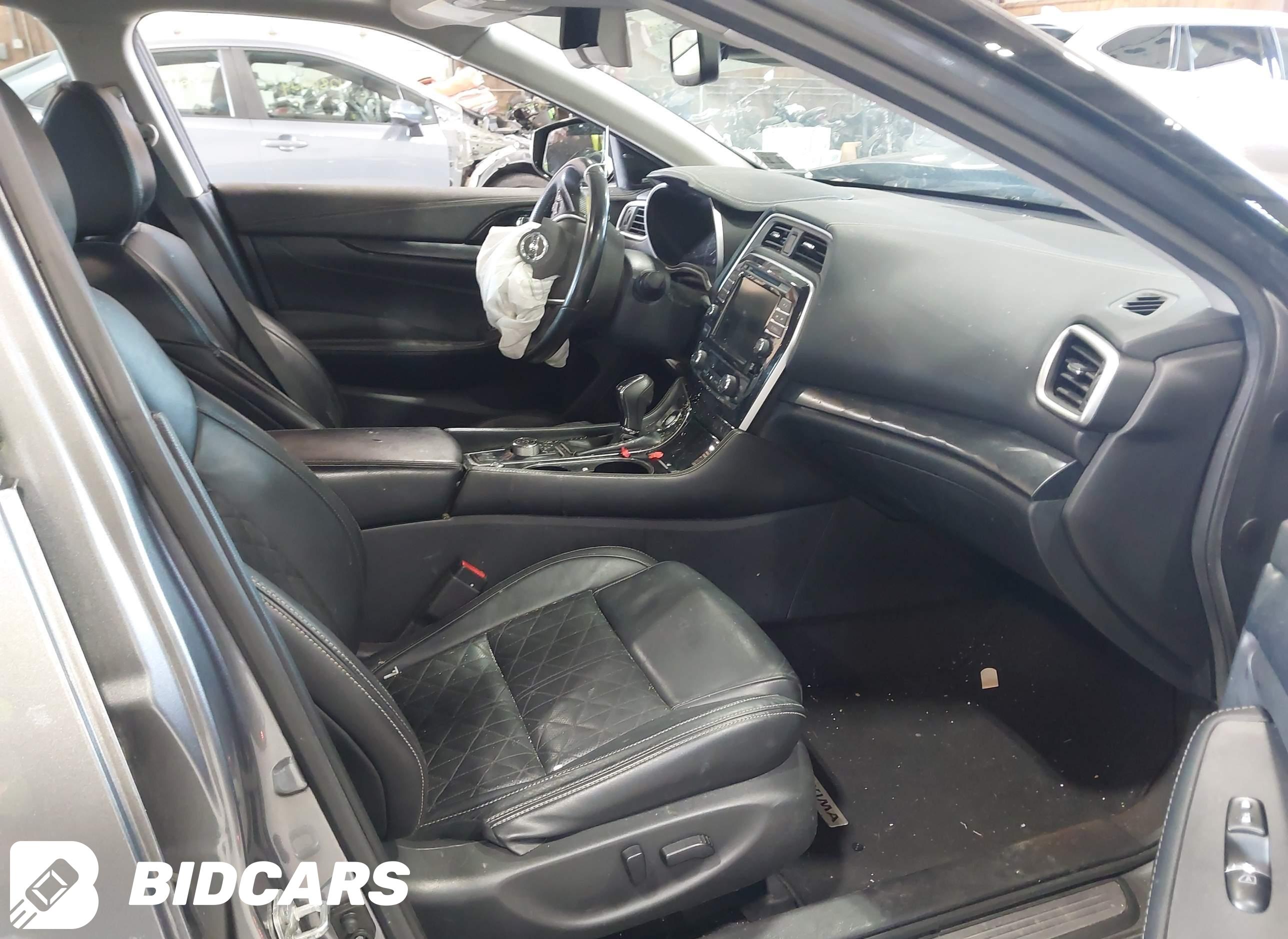 2022 Nissan Maxima, Platinum...