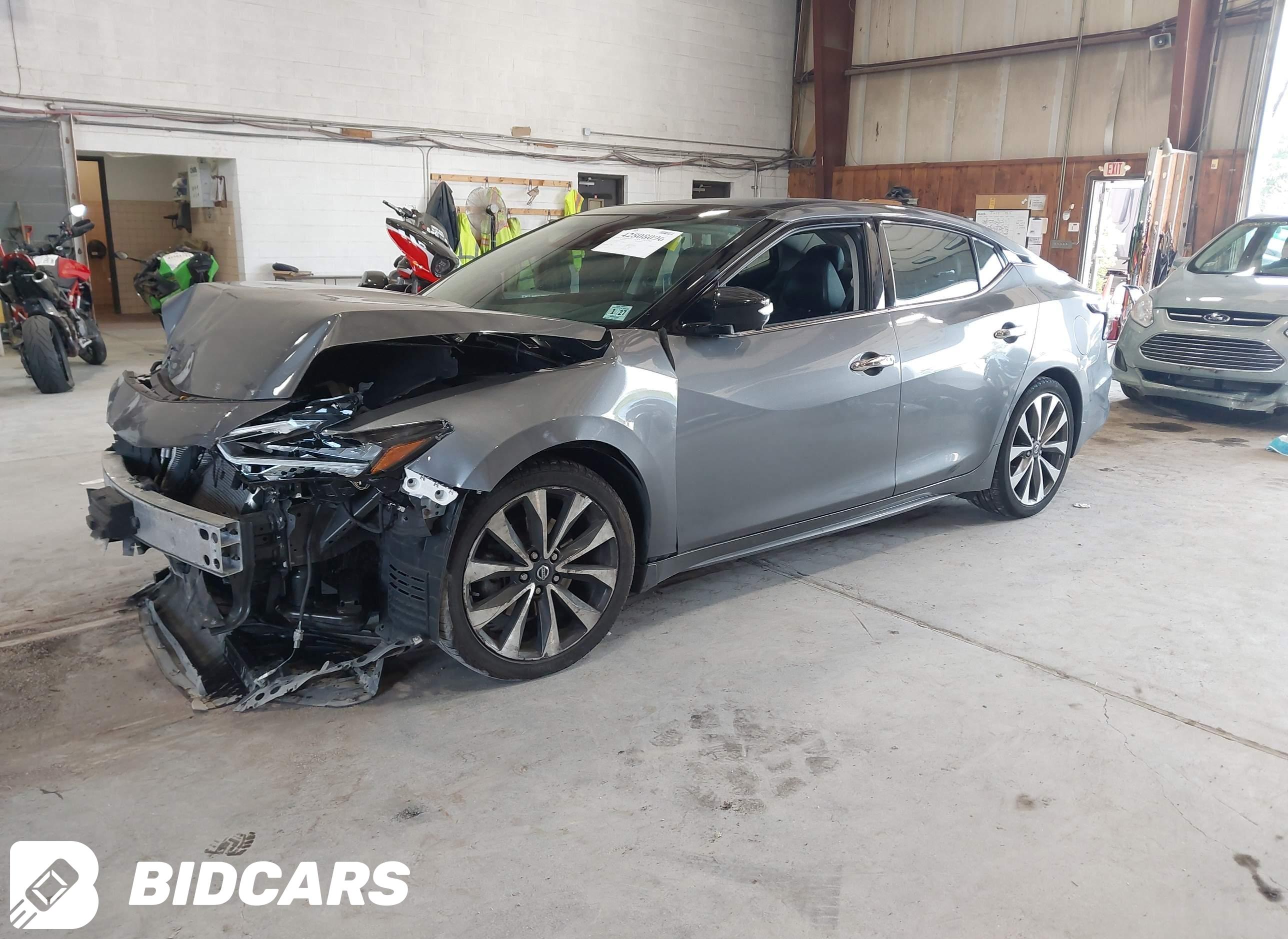 2022 Nissan Maxima, Platinum...