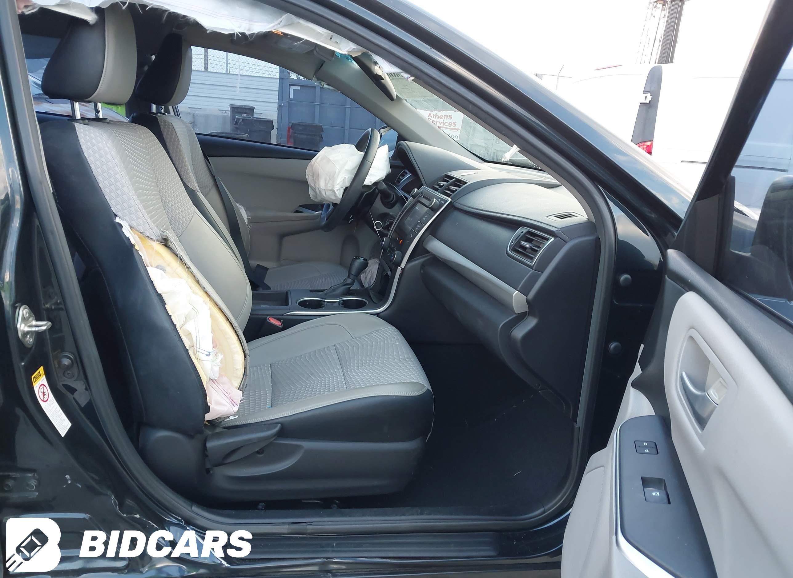 2015 Toyota Camry, SE