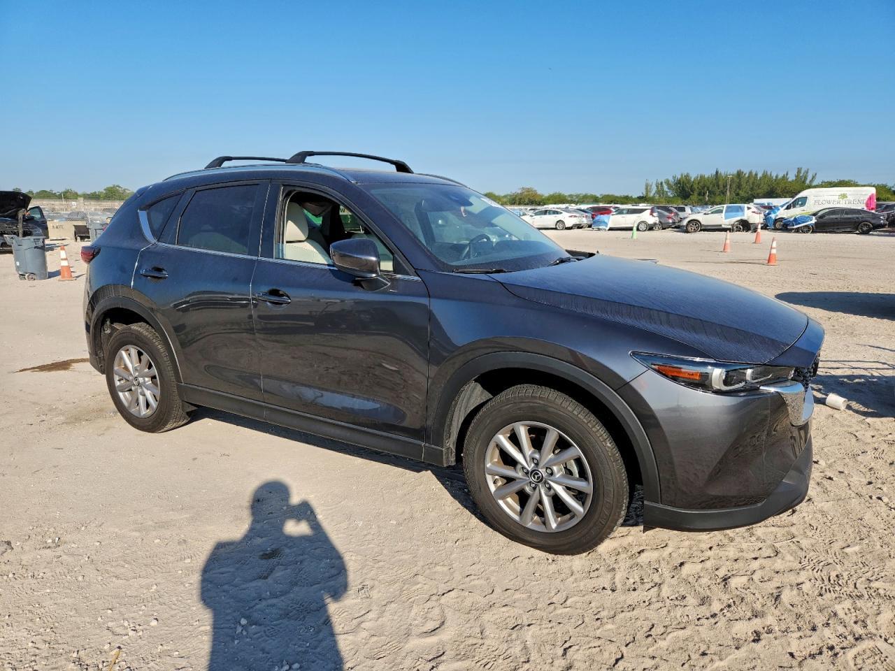 2023 Mazda CX-5, Preferred