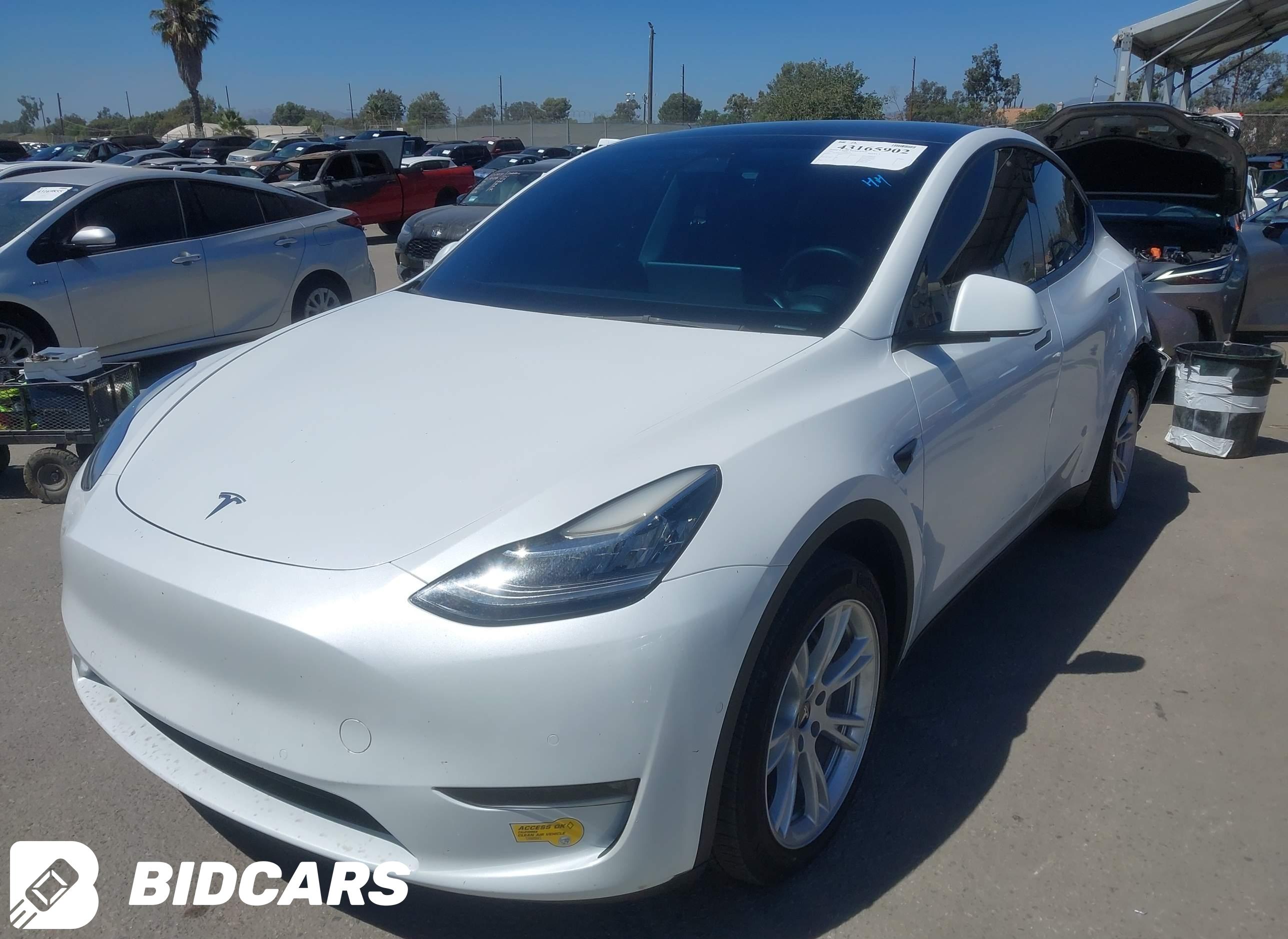 2022 Tesla Model Y, Long Rang...