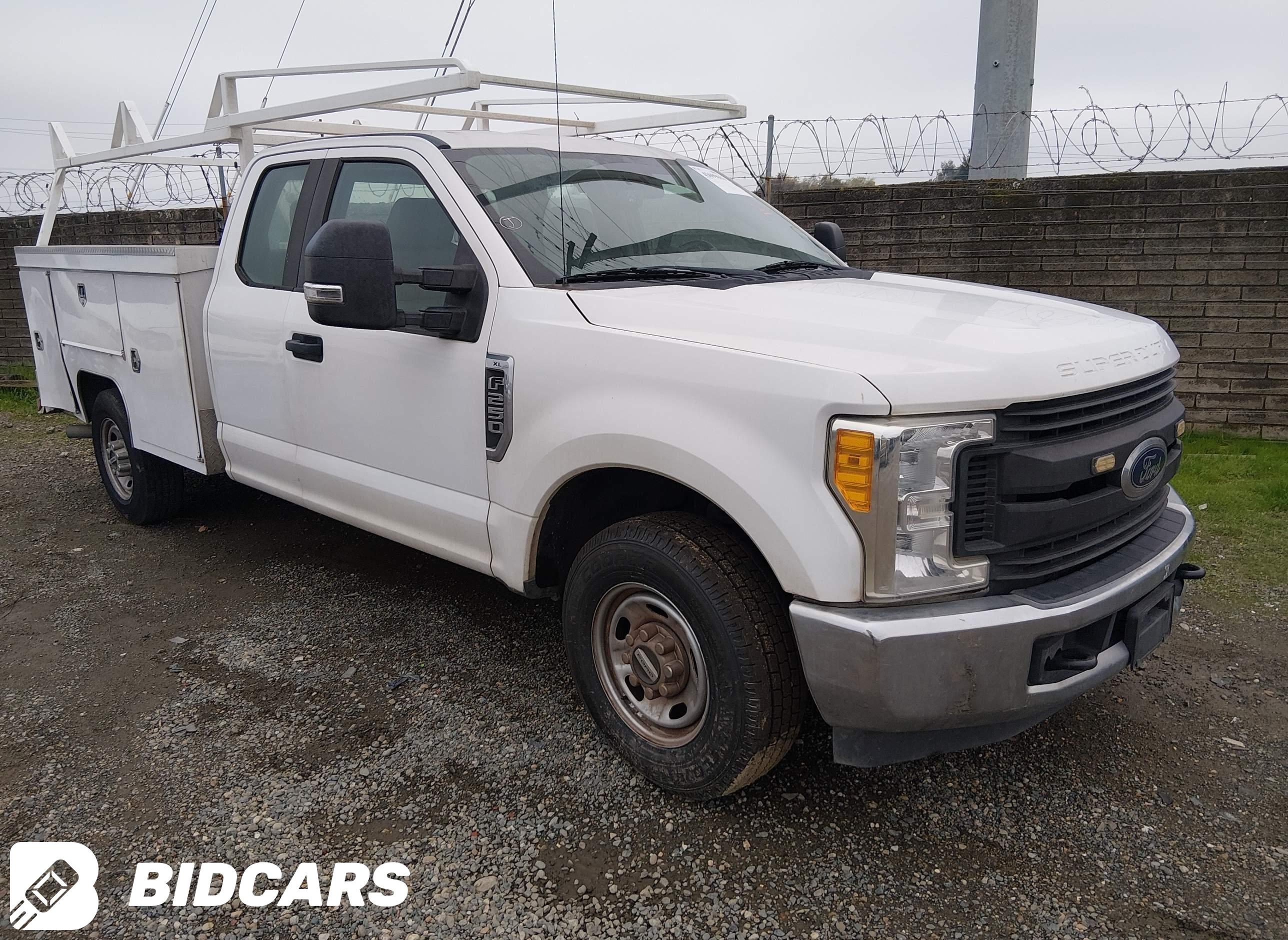 2017 Ford F-250, XL