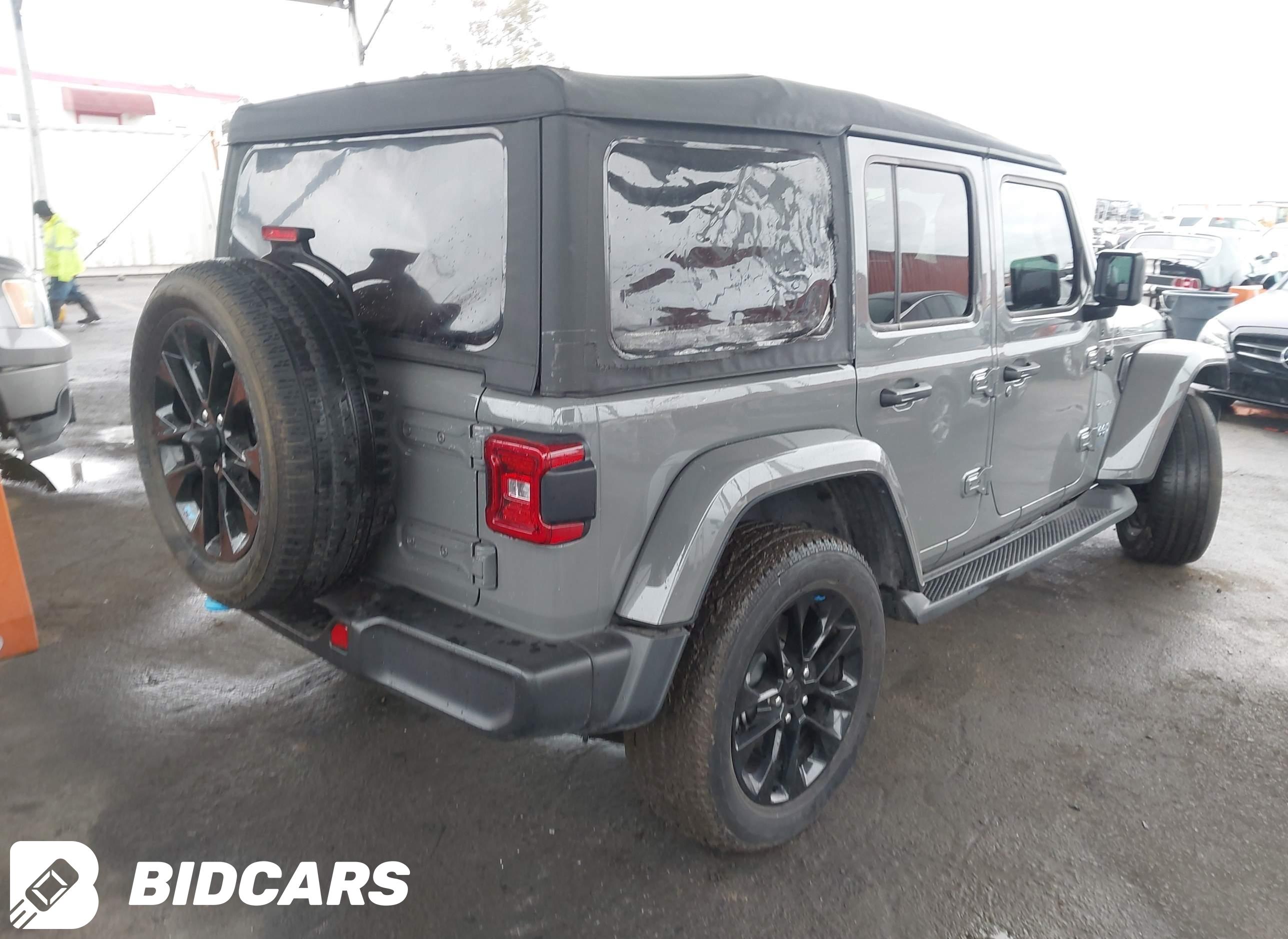 2023 Jeep Wrangler, Sahara 4X4
