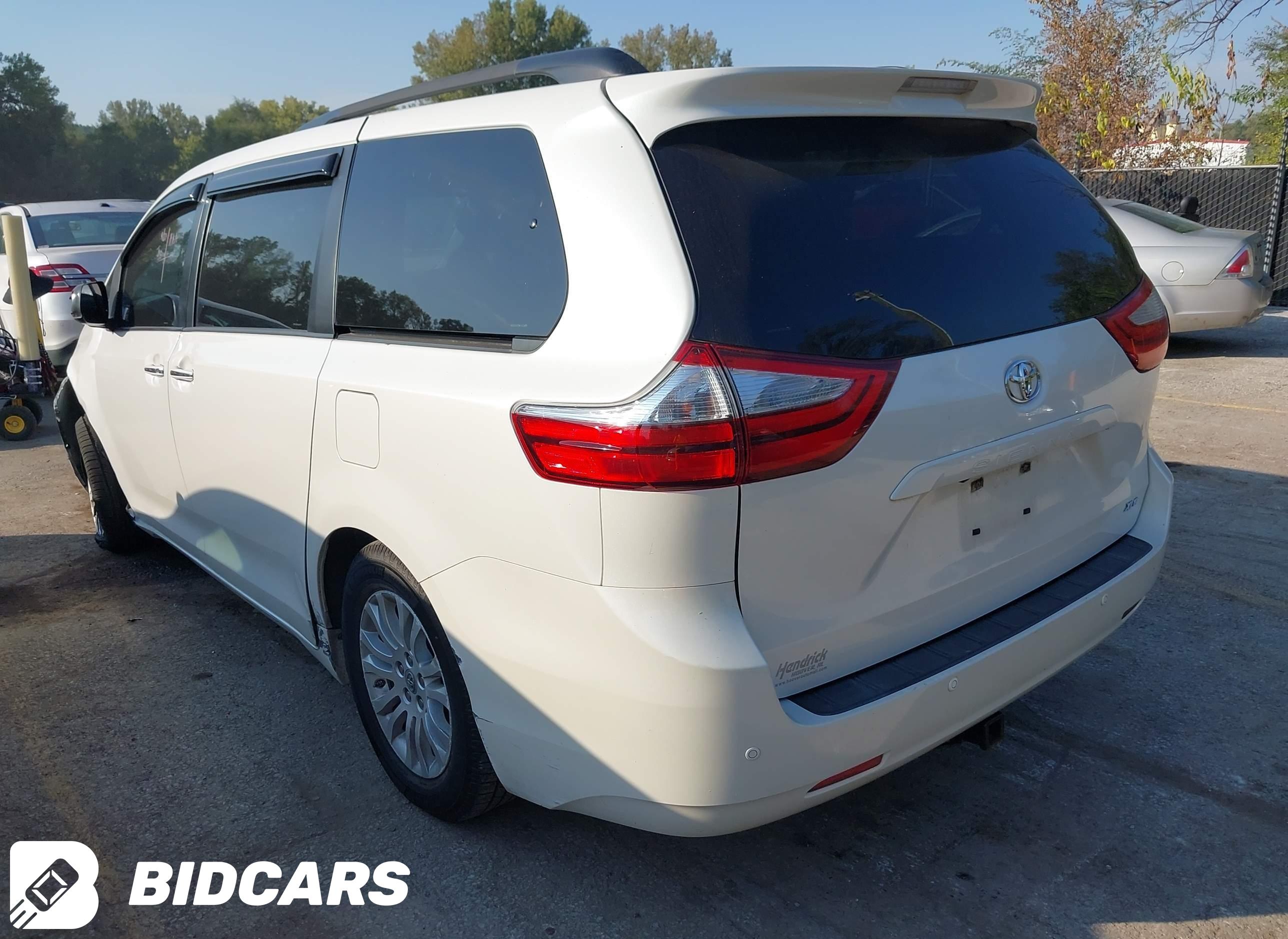 2015 Toyota Sienna, Xle Premi...