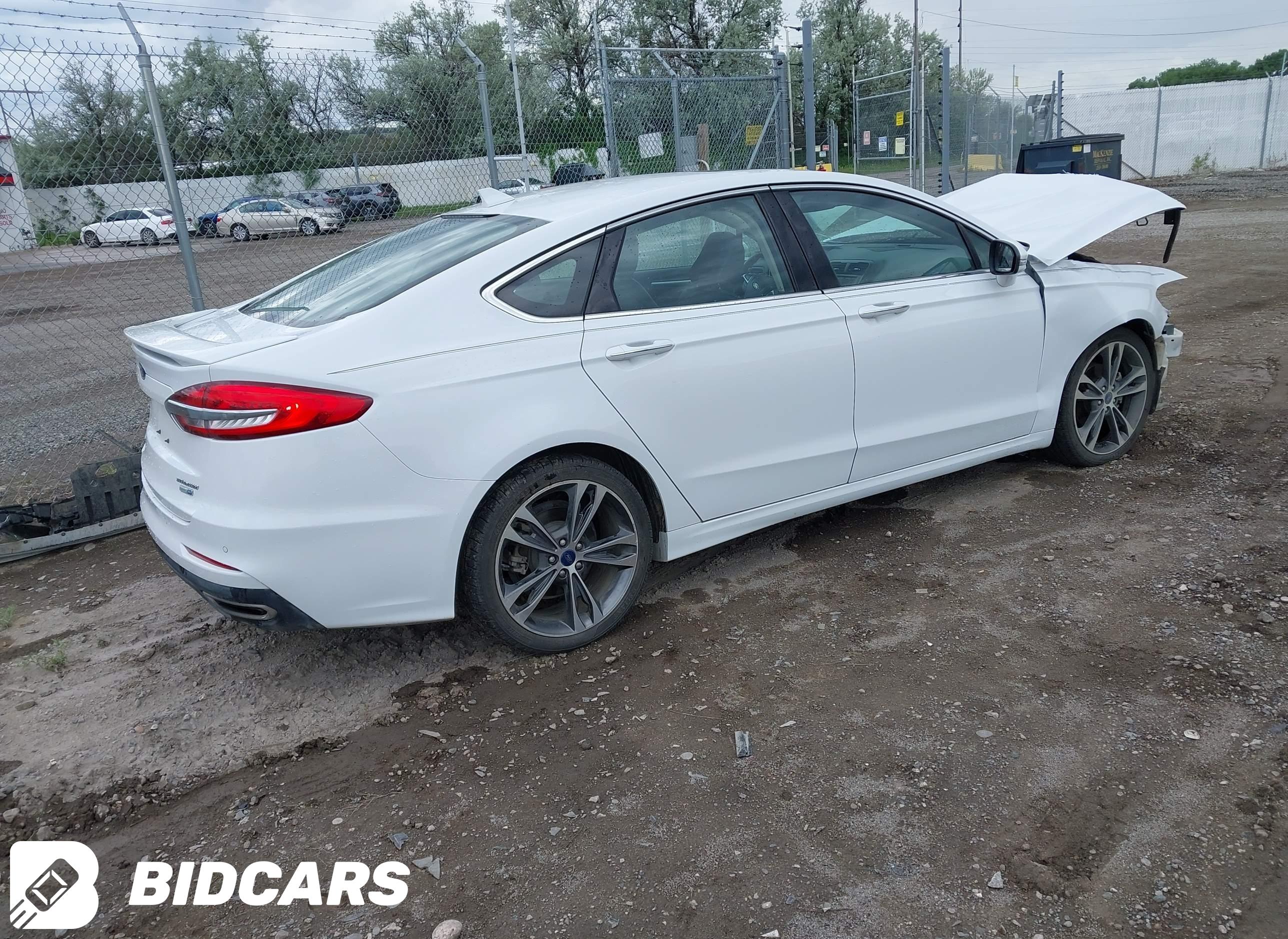 2020 Ford Fusion, Titanium