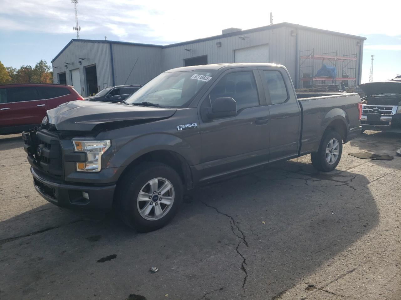 2015 Ford F-150, Super Cab