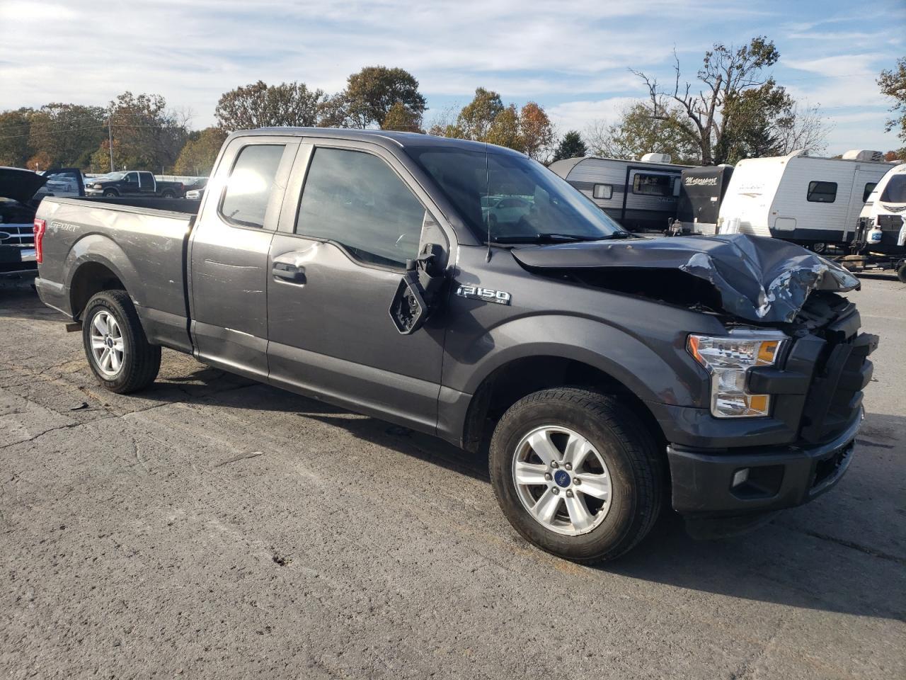 2015 Ford F-150, Super Cab