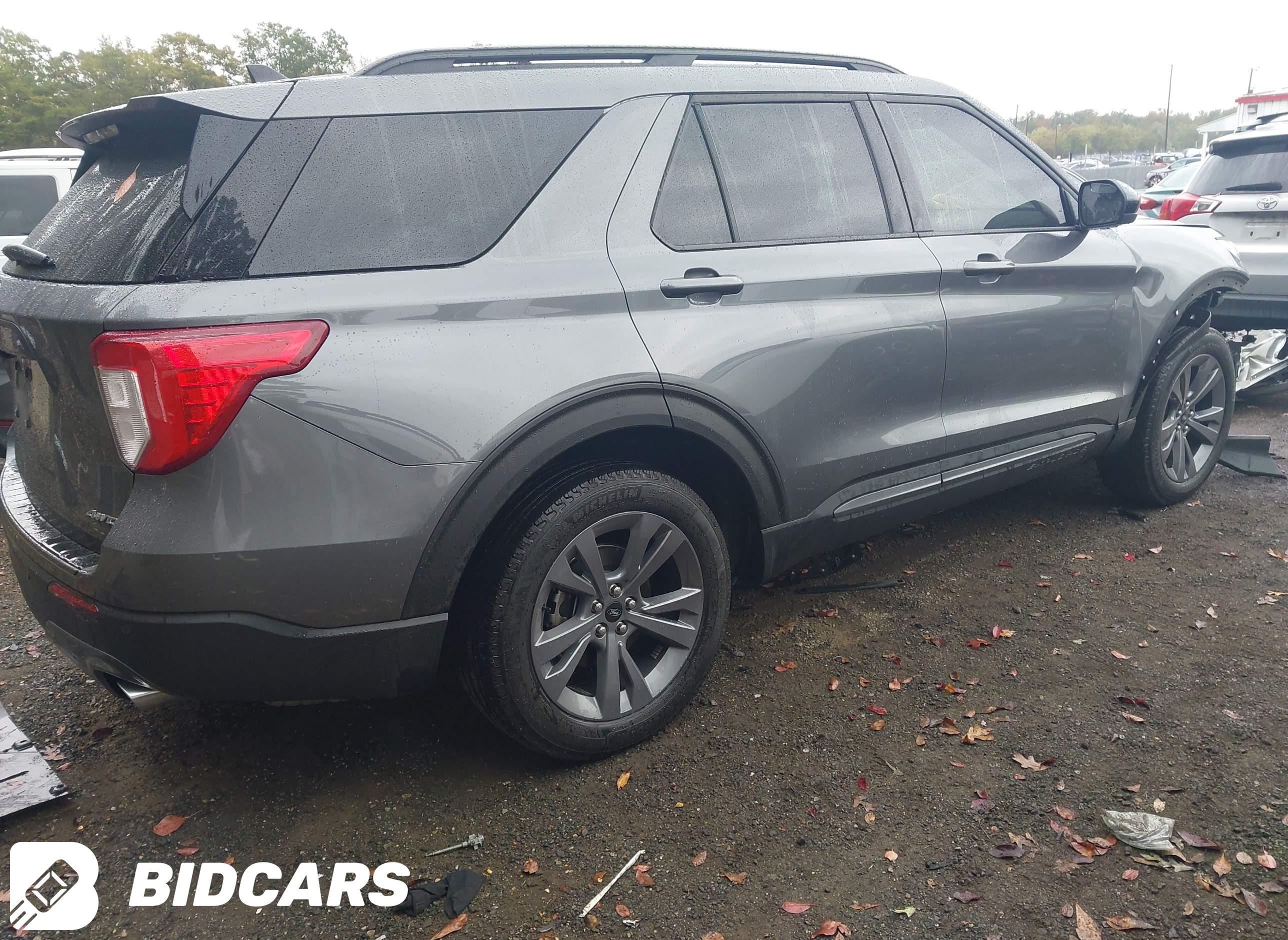 2023 Ford Explorer, Xlt