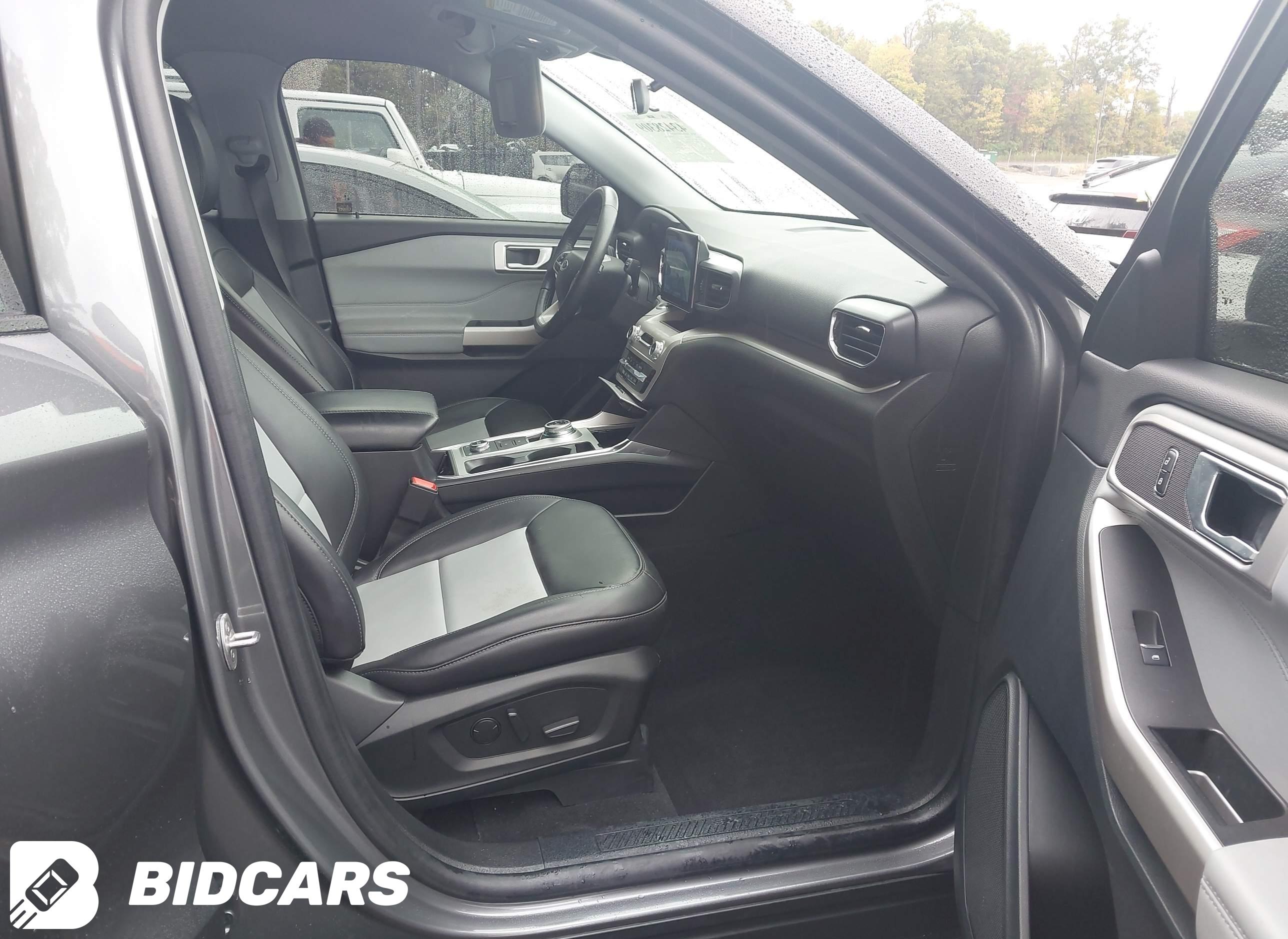 2023 Ford Explorer, Xlt