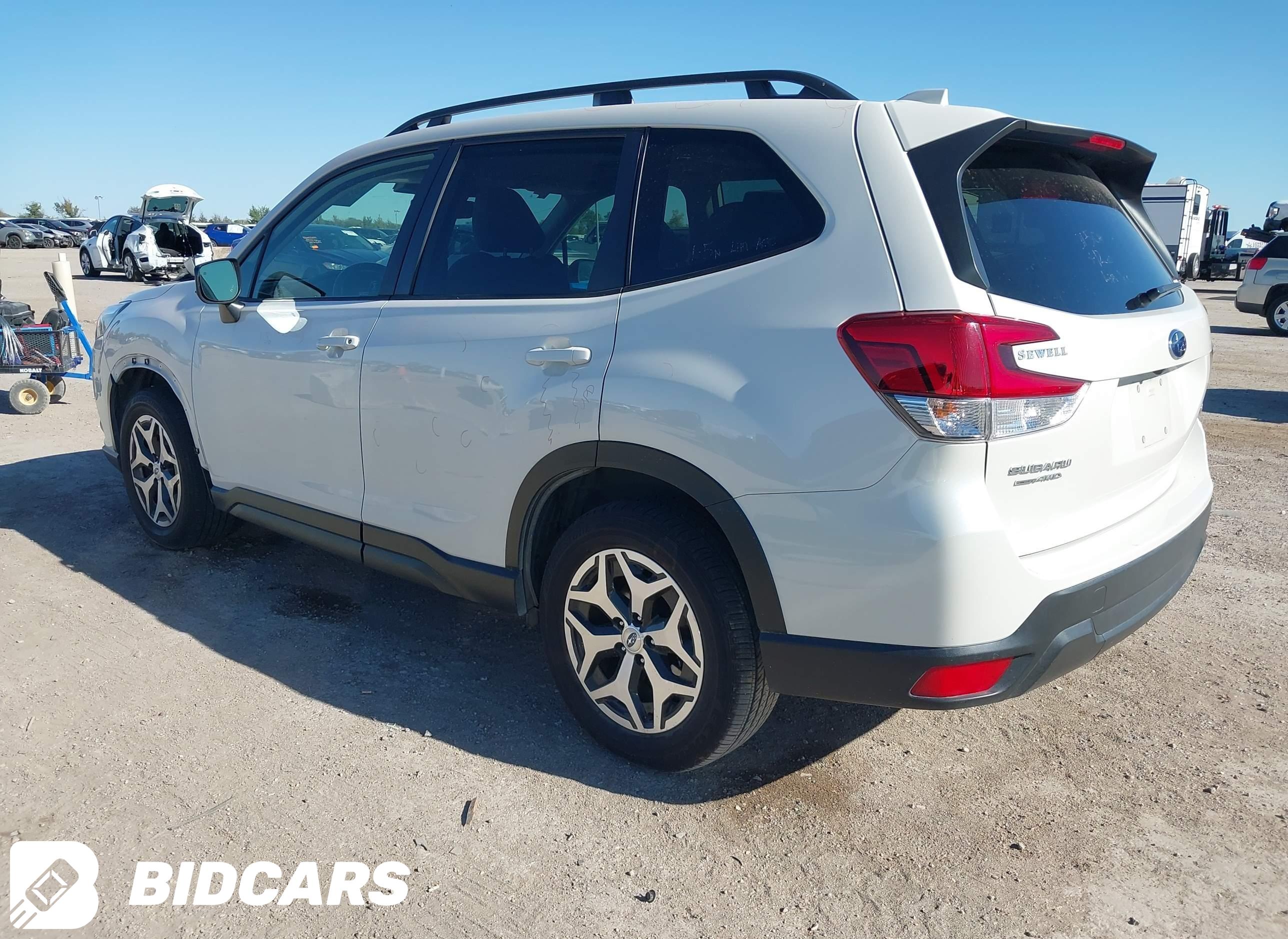 2022 Subaru Forester, Premium
