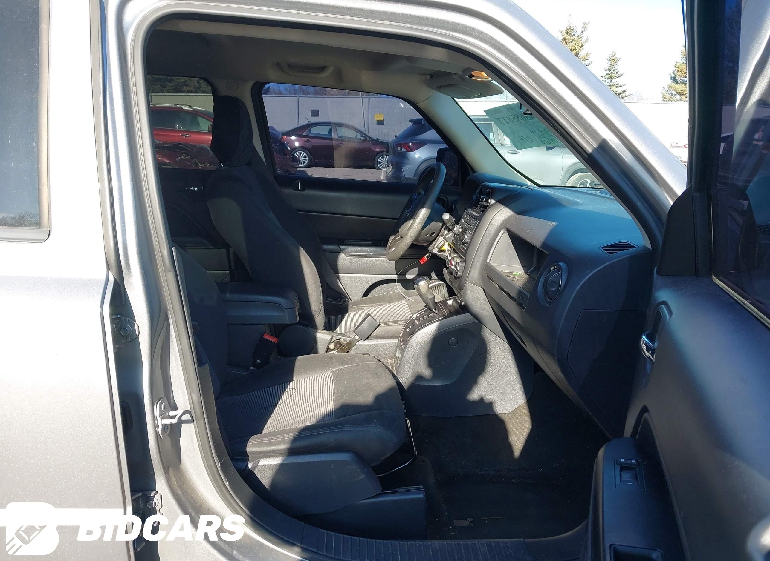 2016 Jeep Patriot, Sport