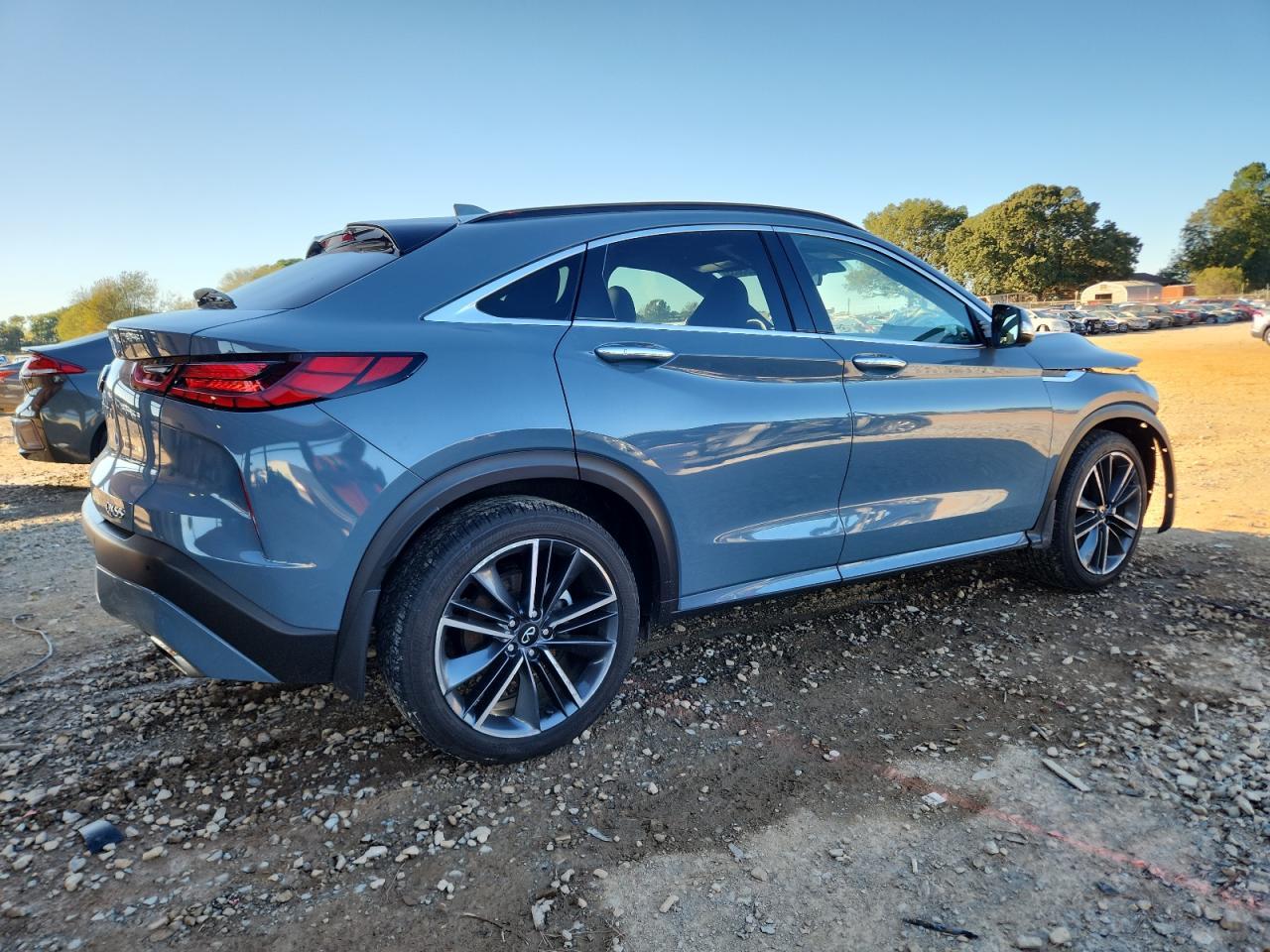 2025 Infiniti QX55, Essential