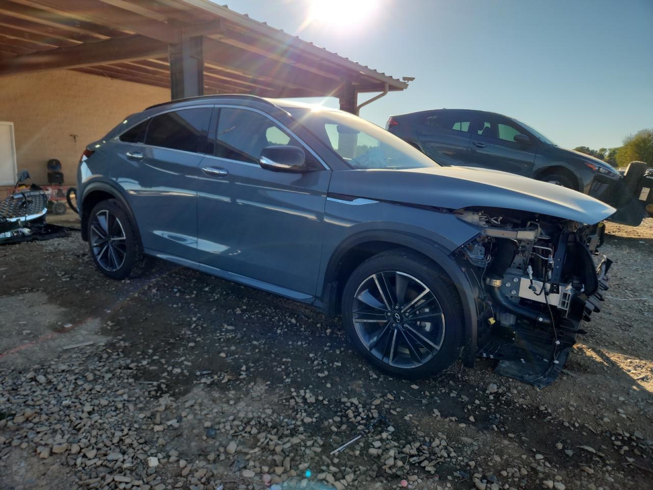 2025 Infiniti QX55, Essential