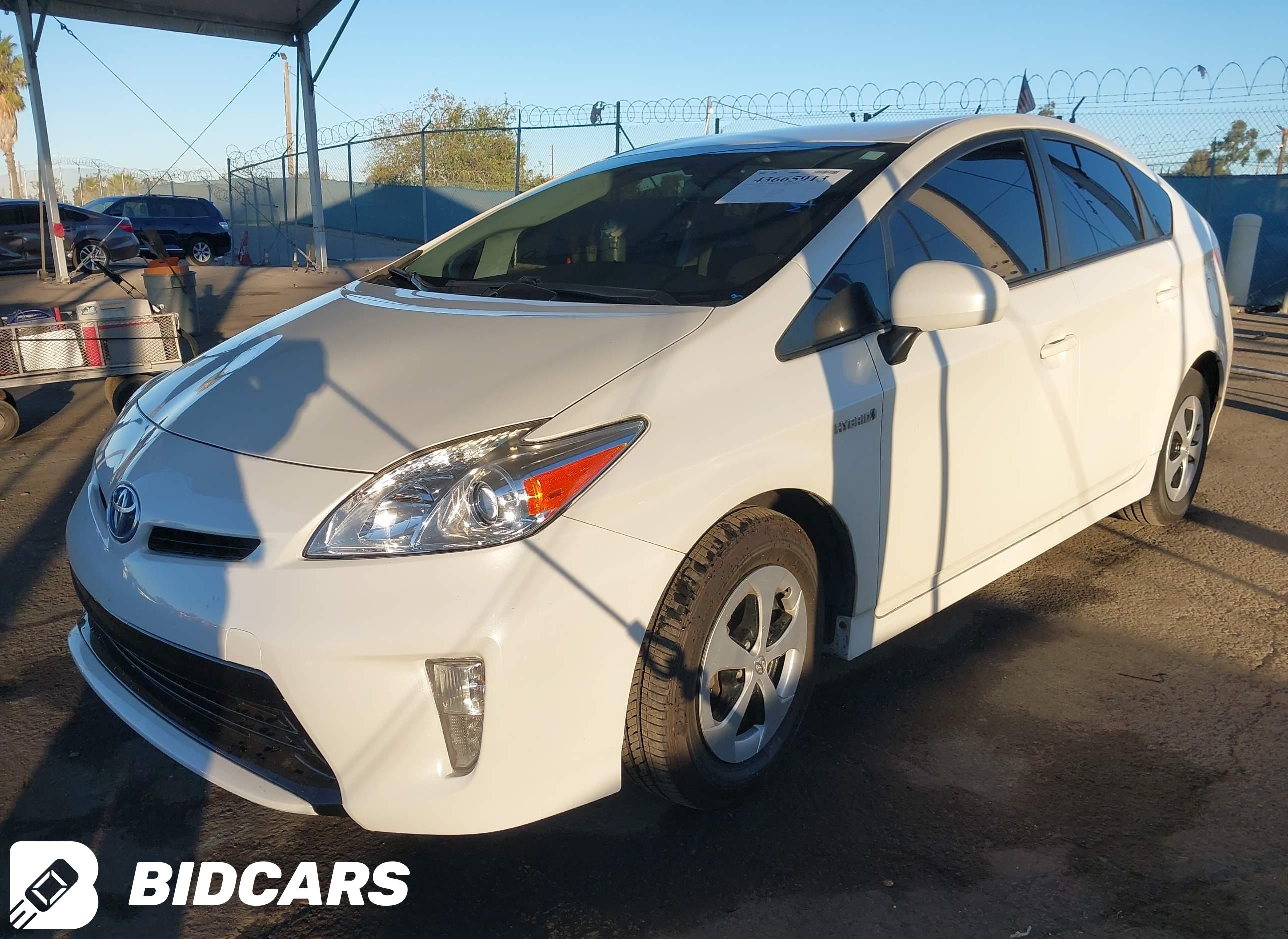 2015 Toyota Prius, Two