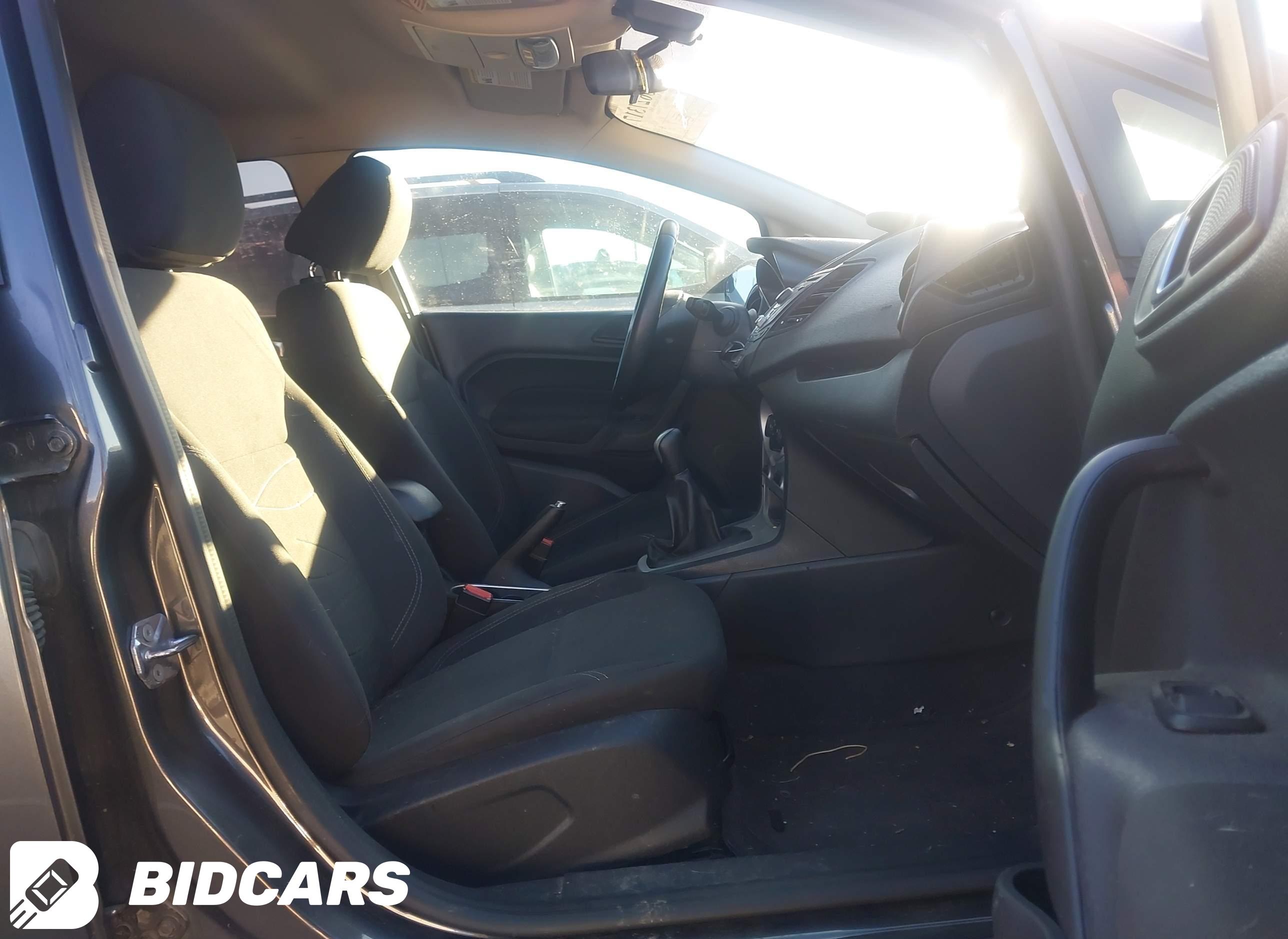 2015 Ford Fiesta, SE