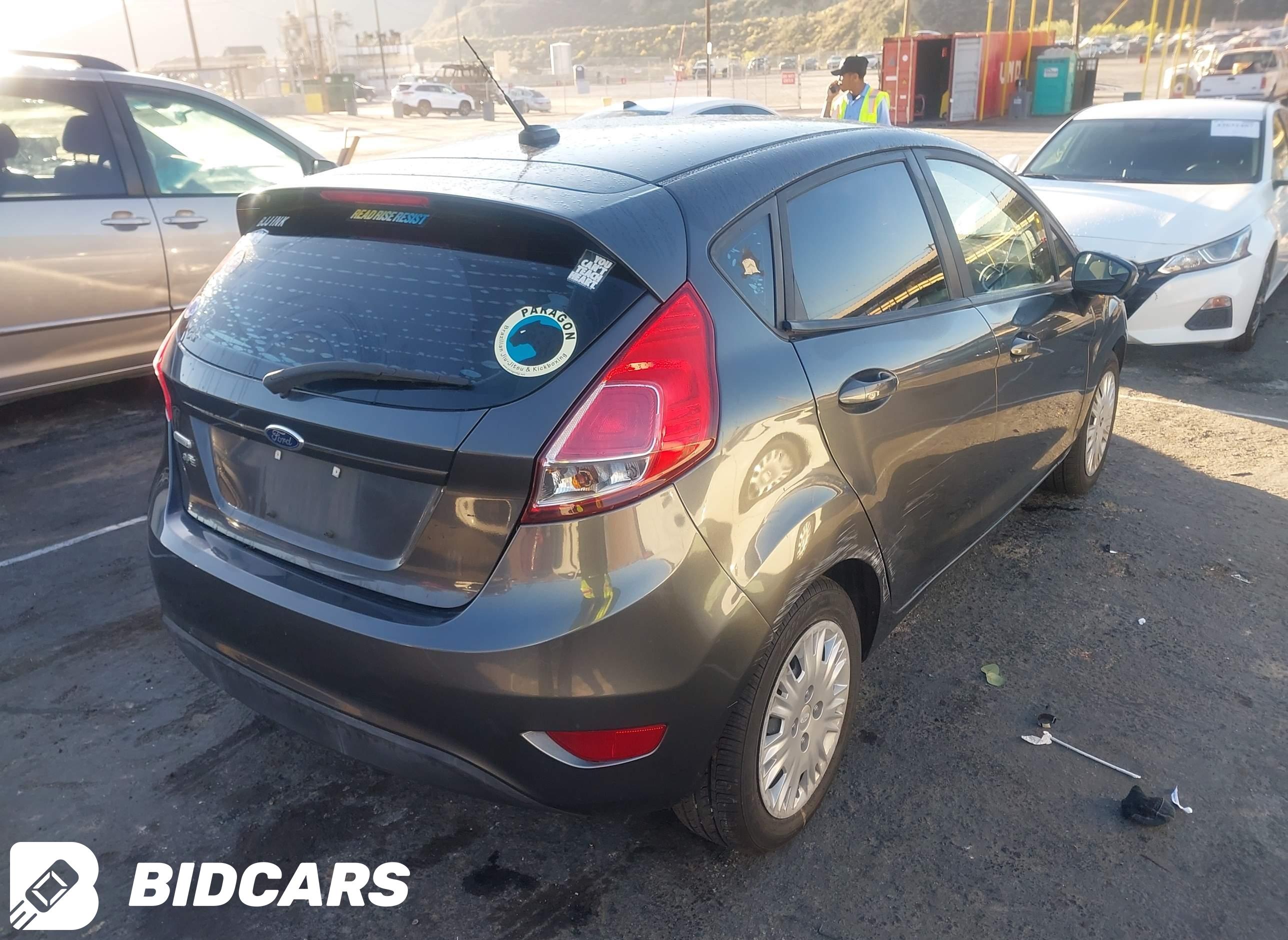2015 Ford Fiesta, SE