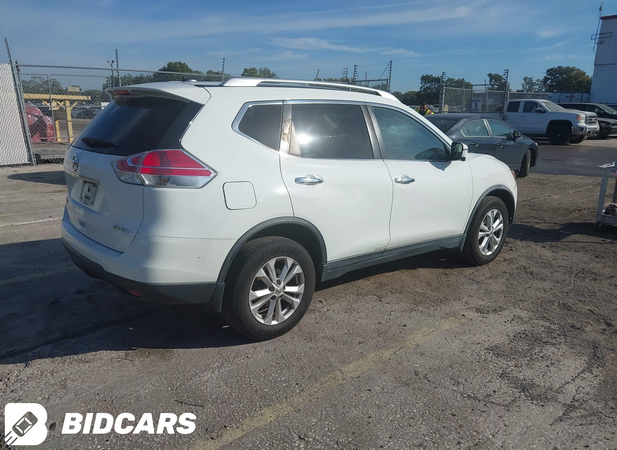 2016 Nissan Rogue, SV