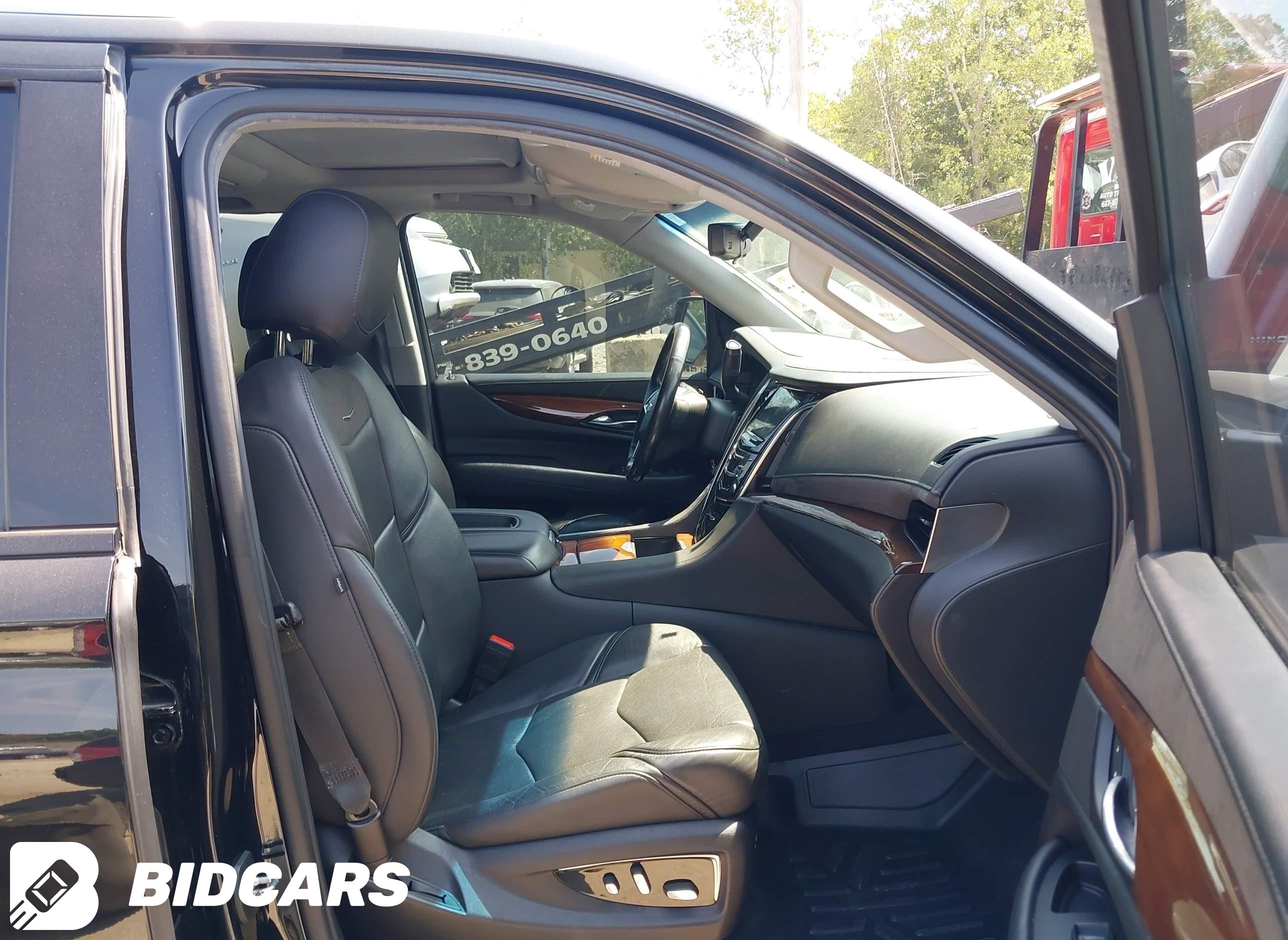 2019 Cadillac Escalade, Esv L...