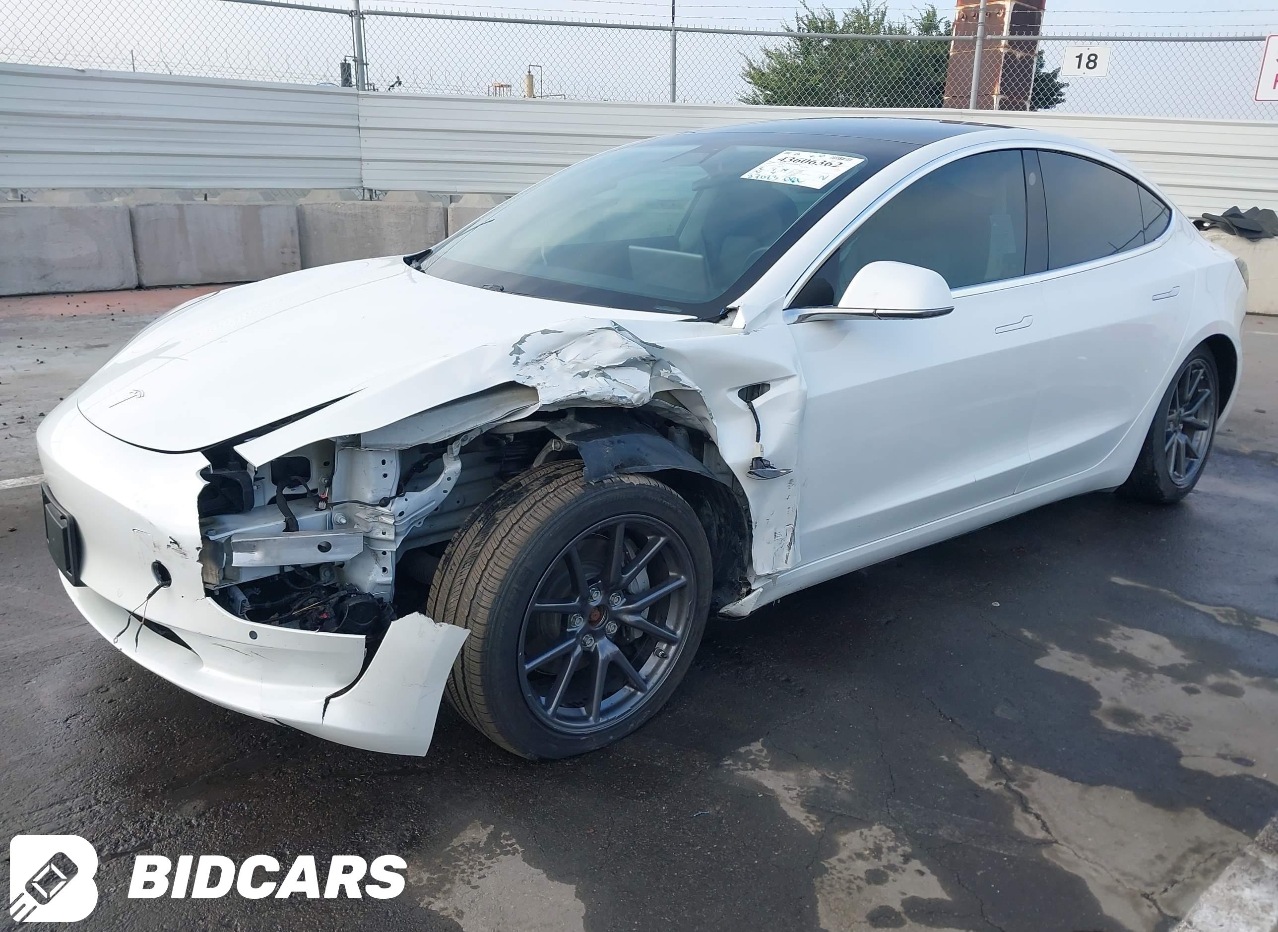 2020 Tesla Model 3, Long Range