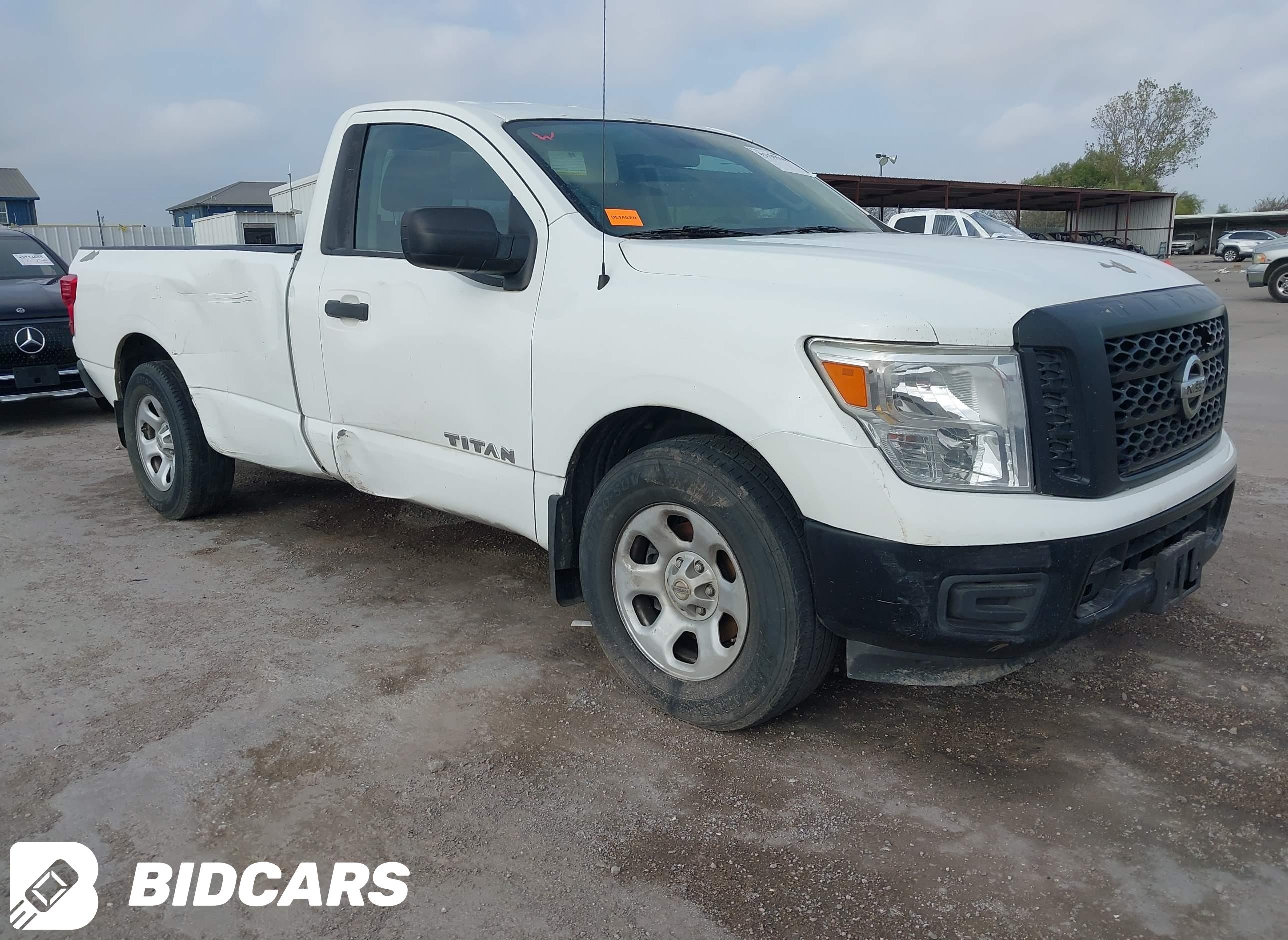 2017 Nissan Titan, S