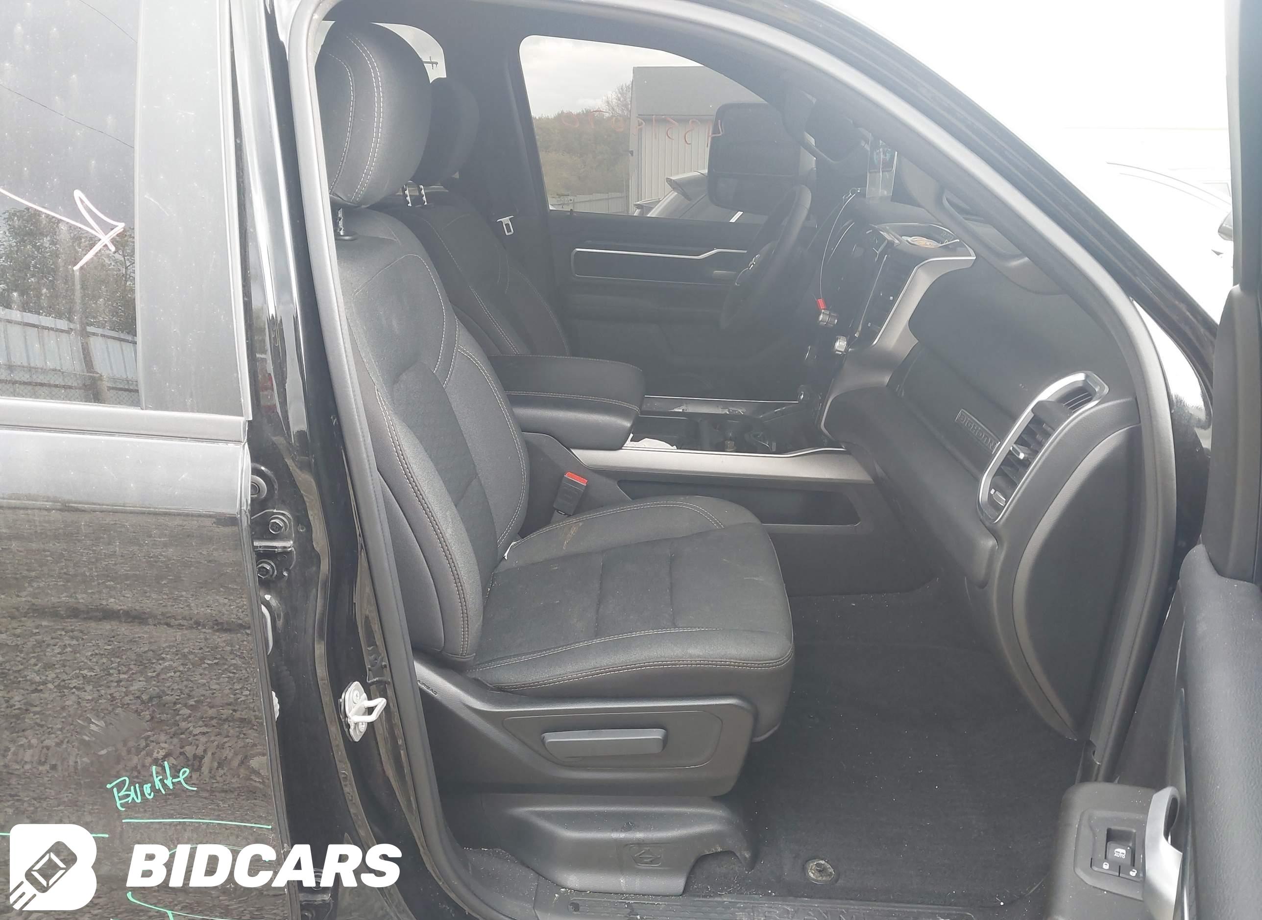 2025 RAM 1500, Big Horn Crew...