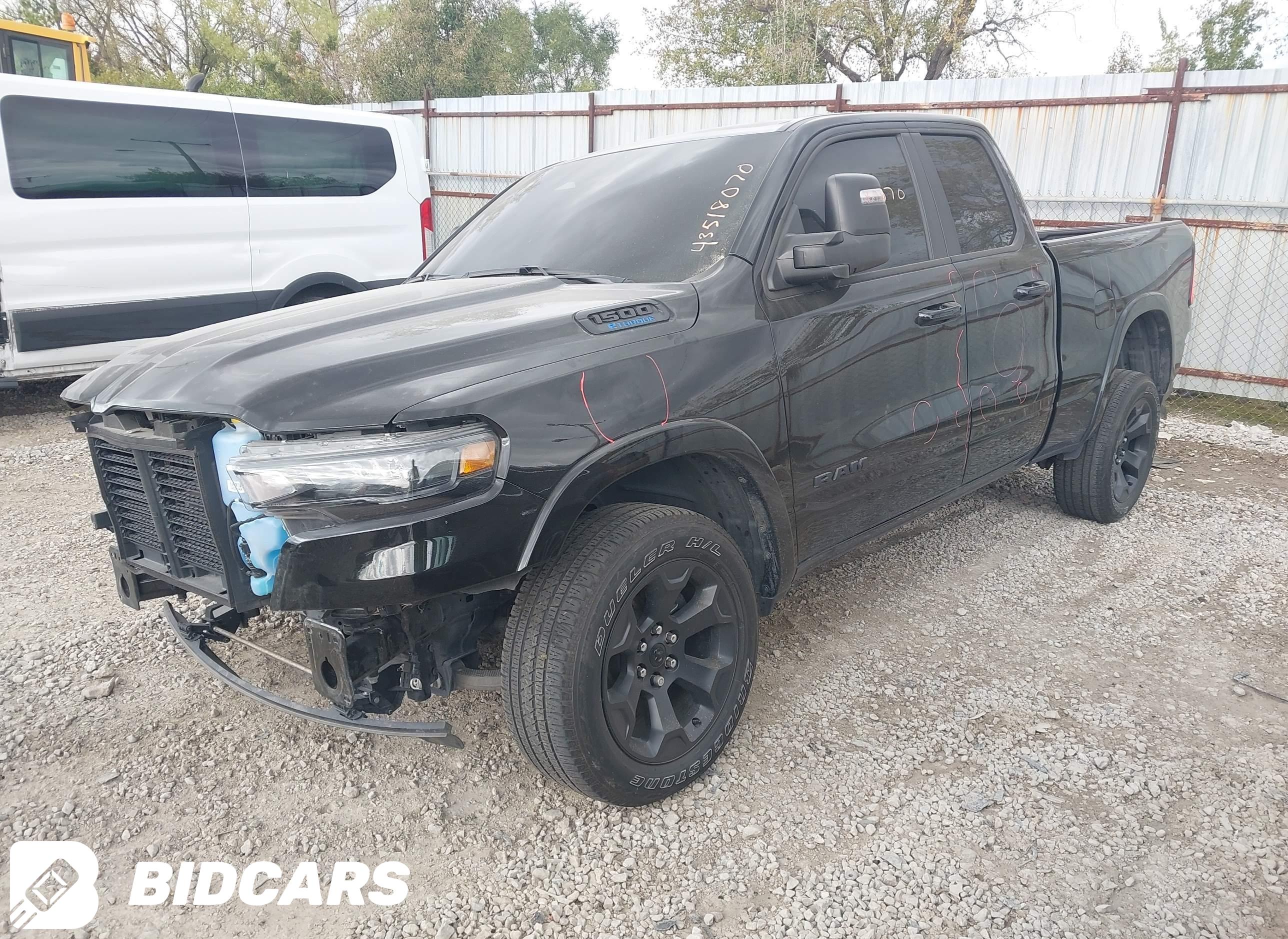 2025 RAM 1500, Big Horn Crew...