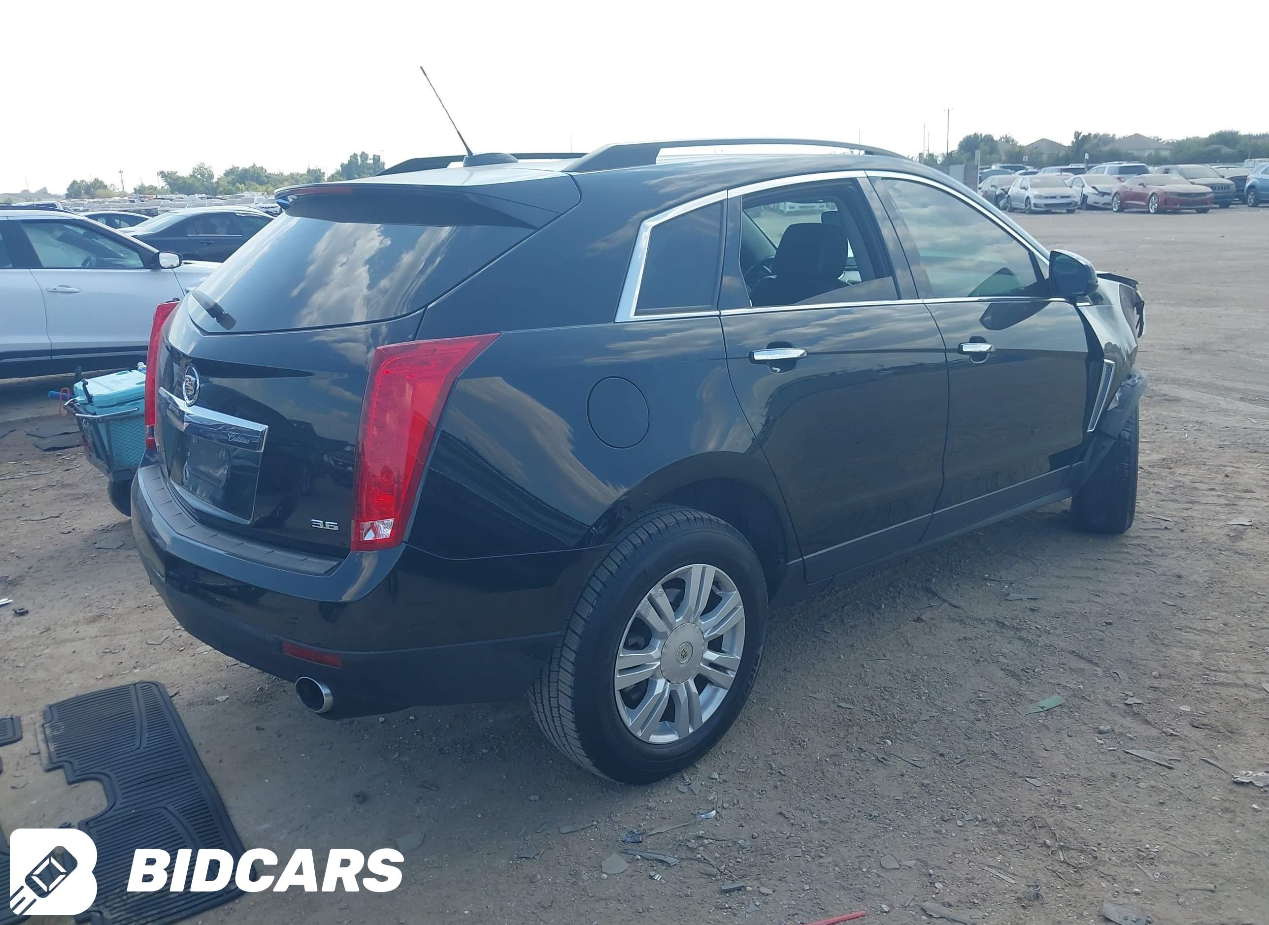 2016 Cadillac SRX, Standard