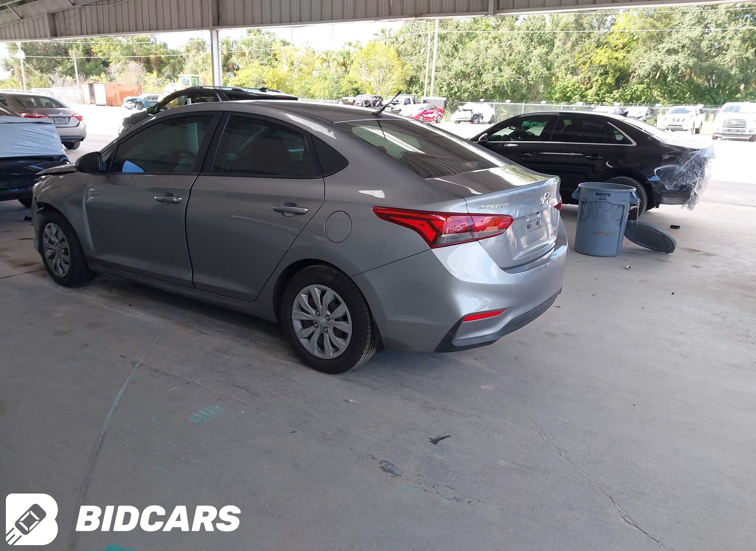2022 Hyundai Accent, SE