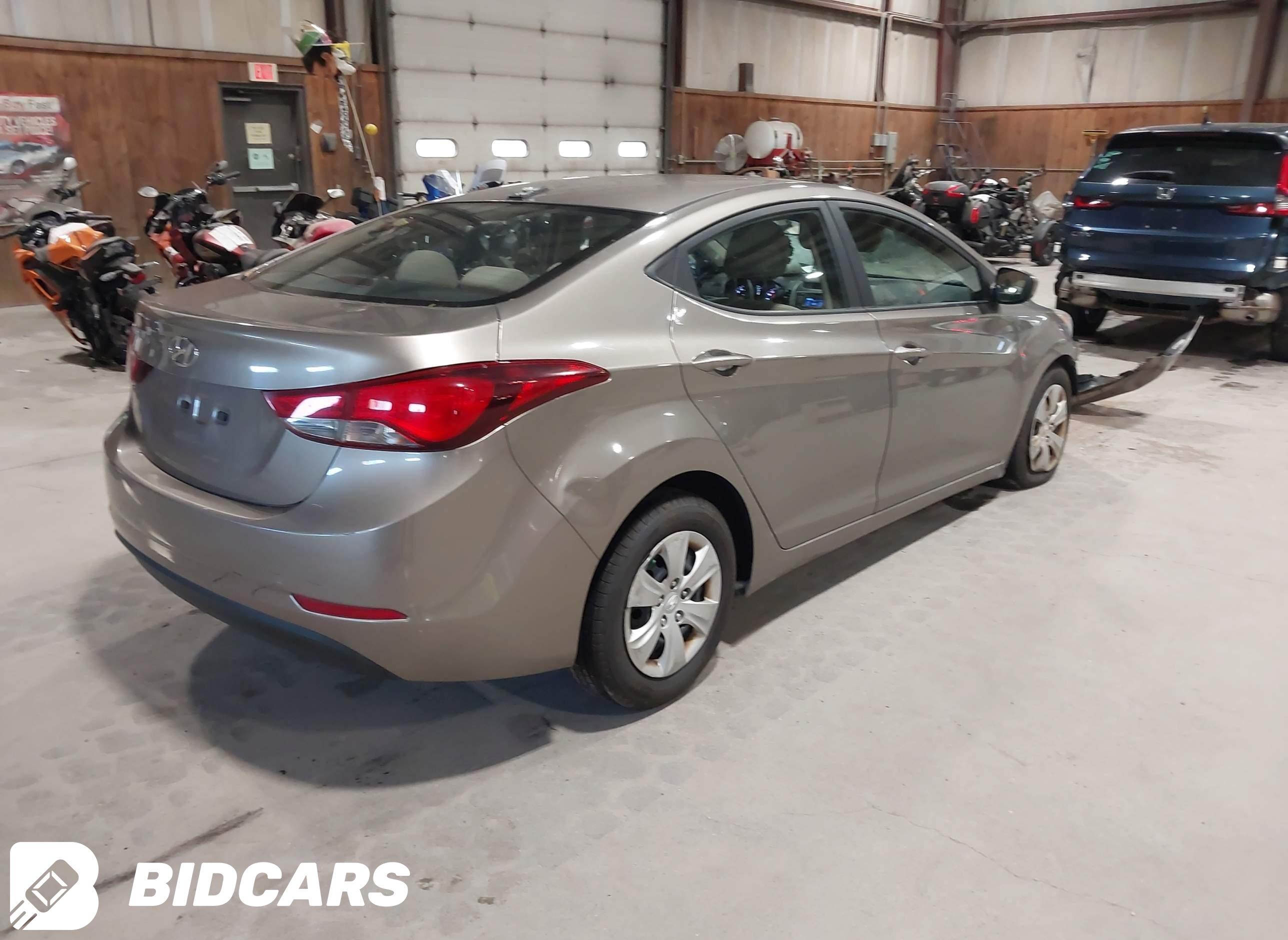 2016 Hyundai Elantra, SE
