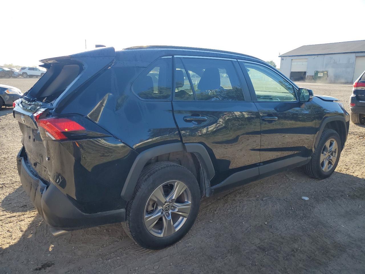 2024 Toyota RAV4, Xle