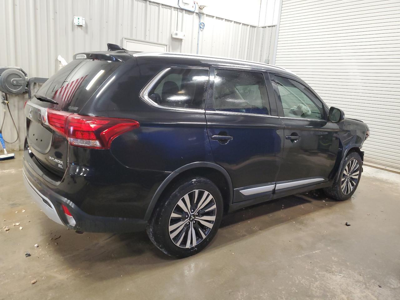 2019 Mitsubishi Outlander, SE