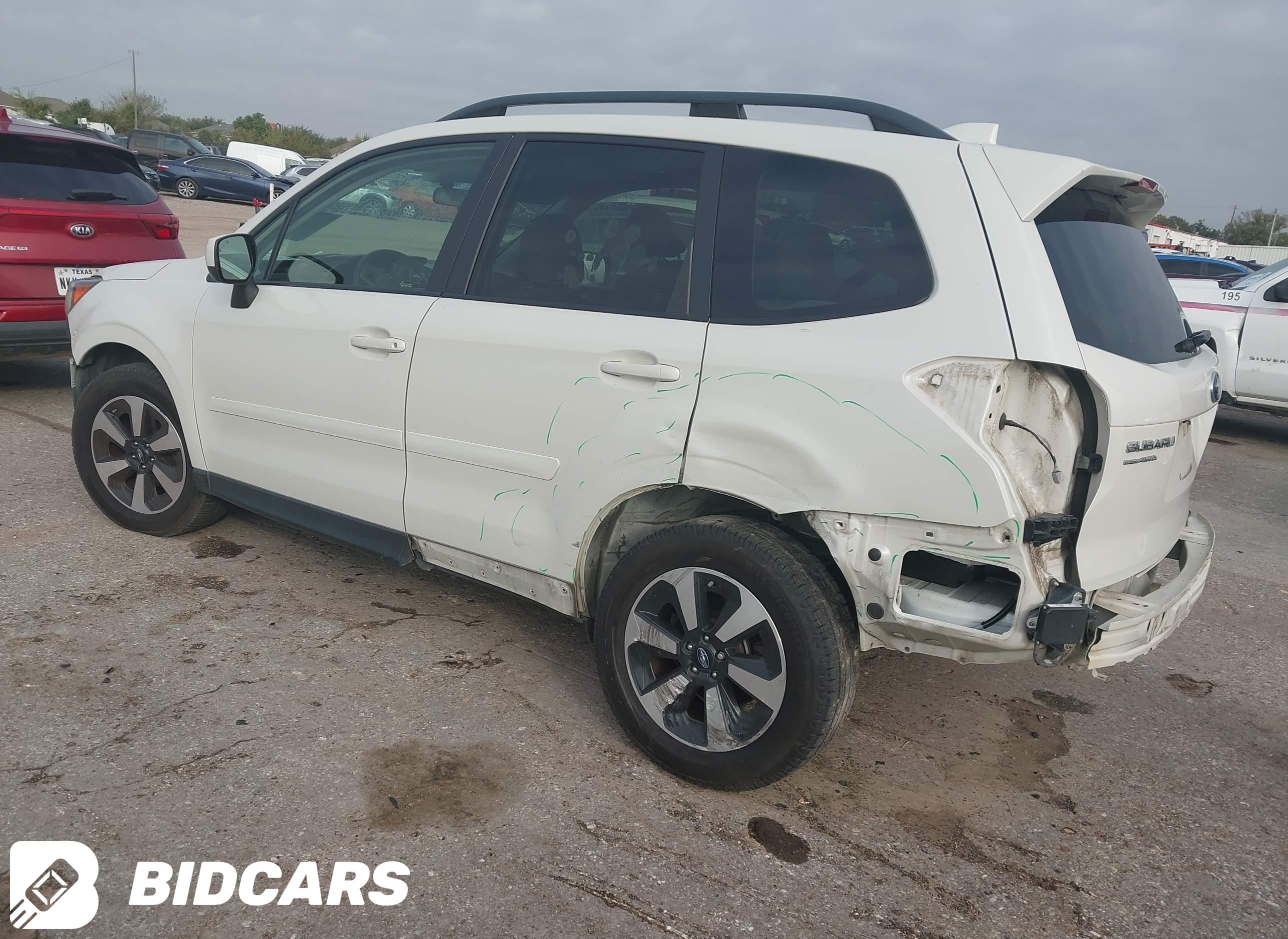 2017 Subaru Forester, 2.5I Pr...