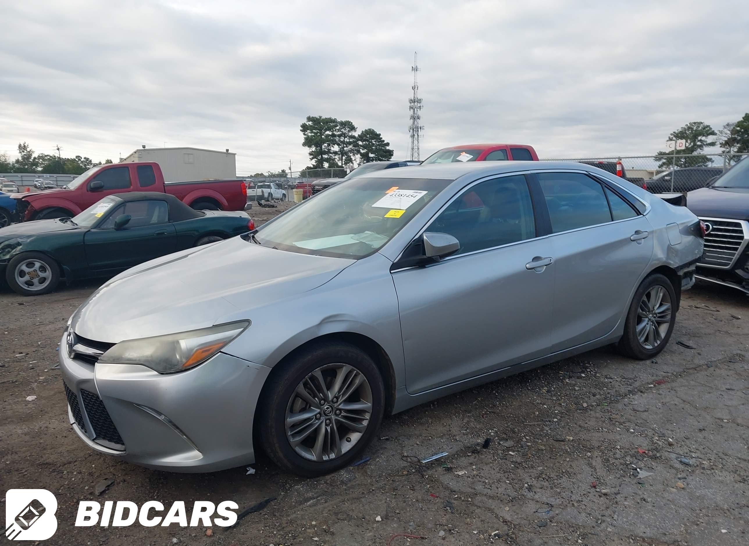 2016 Toyota Camry, SE