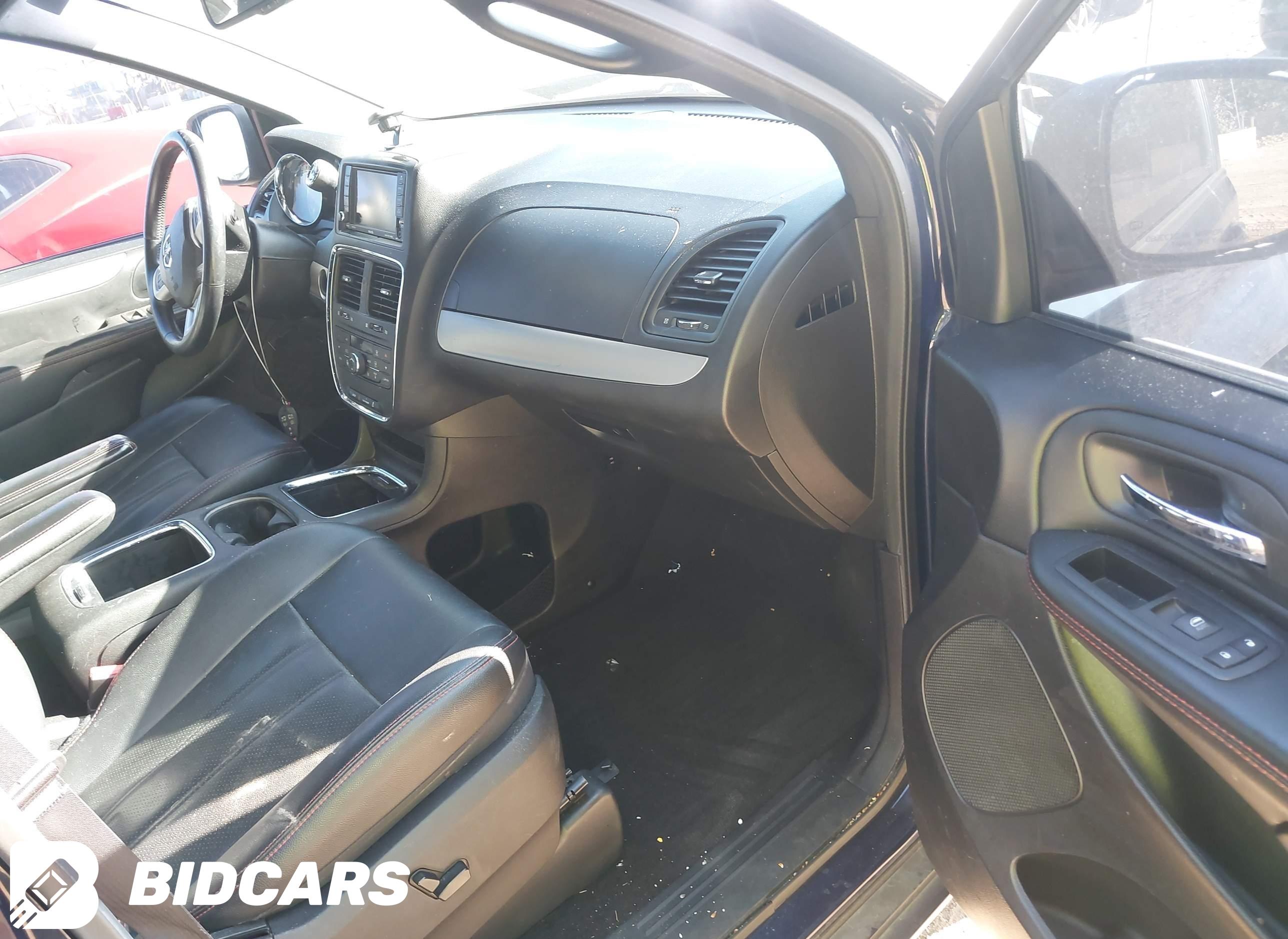 2016 Dodge Grand Caravan, R/T