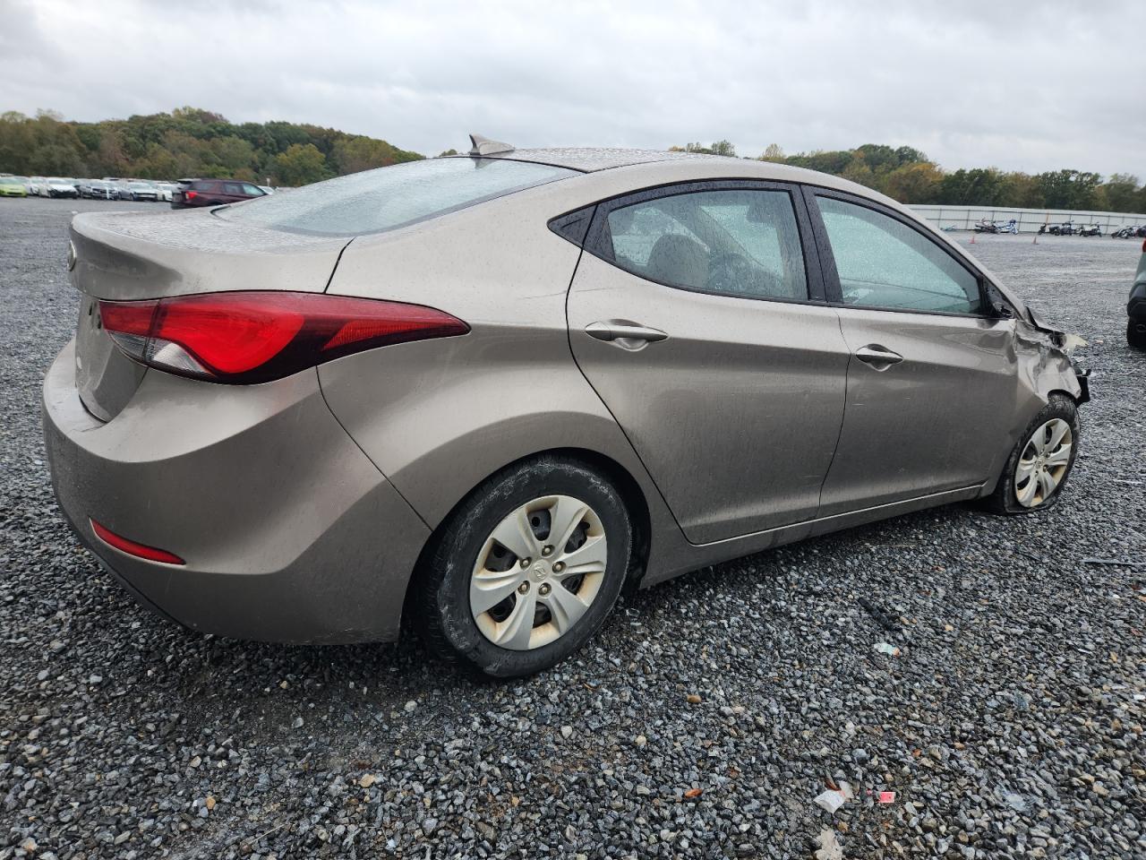 2016 Hyundai Elantra, SE