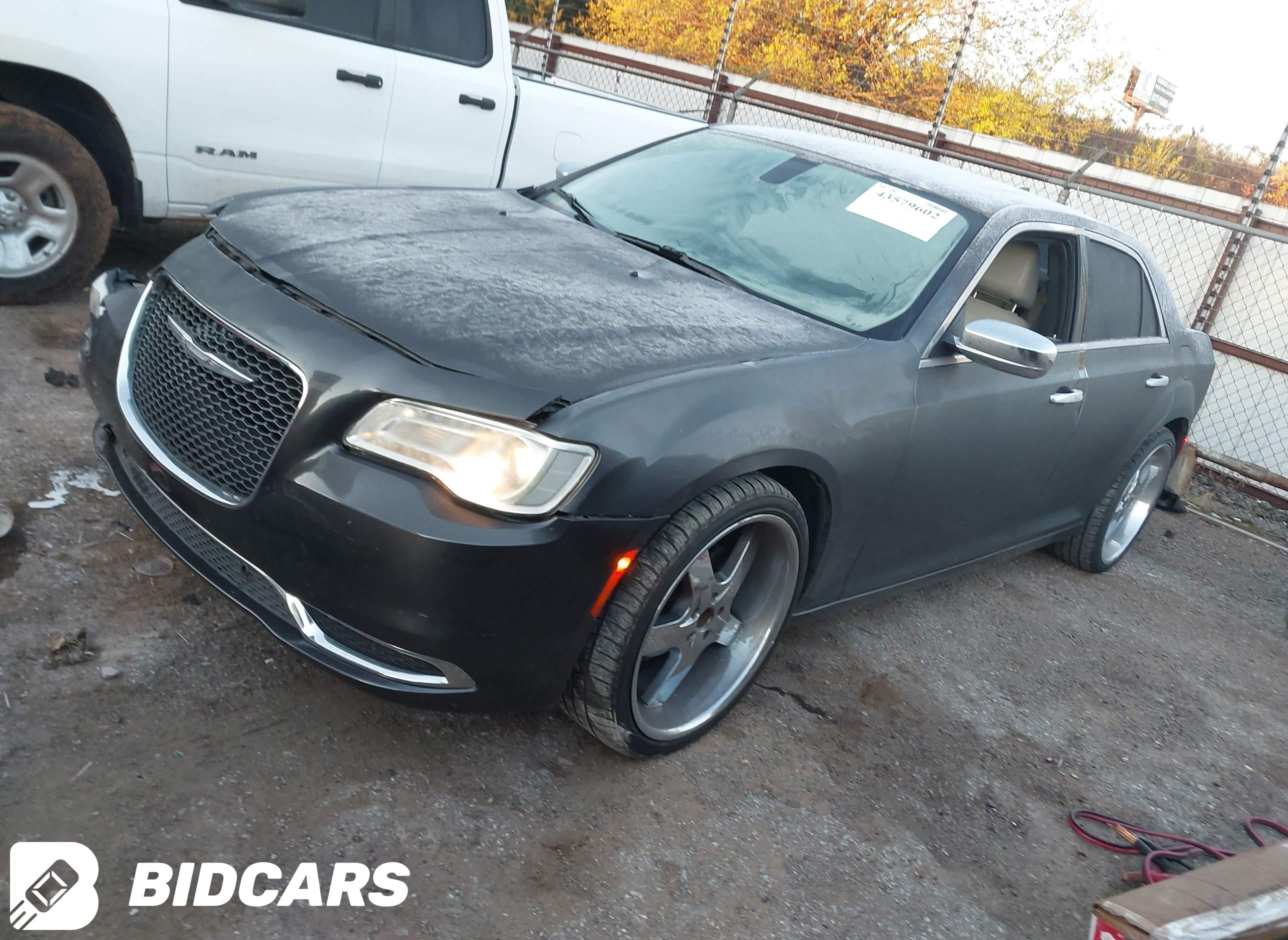 2016 Chrysler 300C