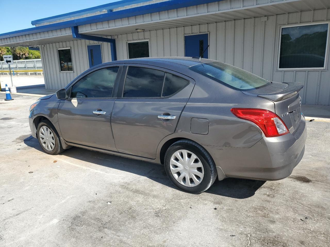 2015 Nissan Versa, S