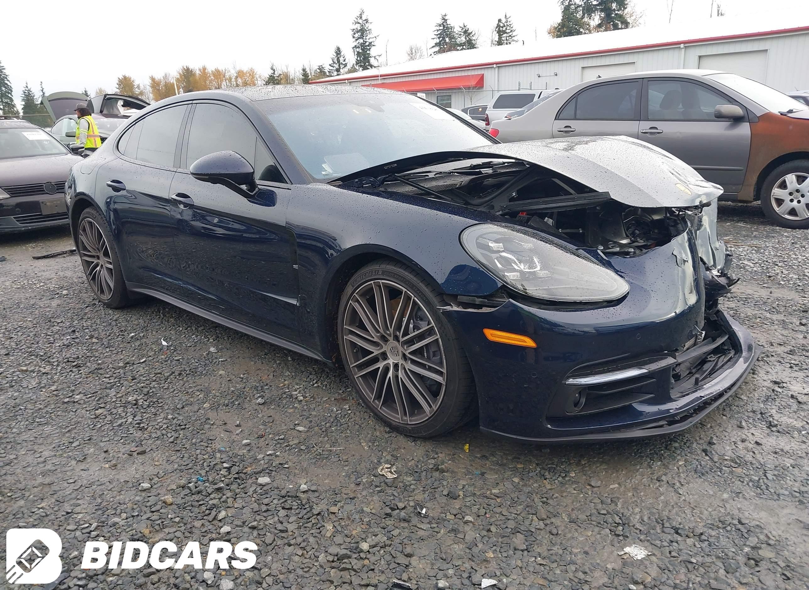2020 Porsche Panamera, 4