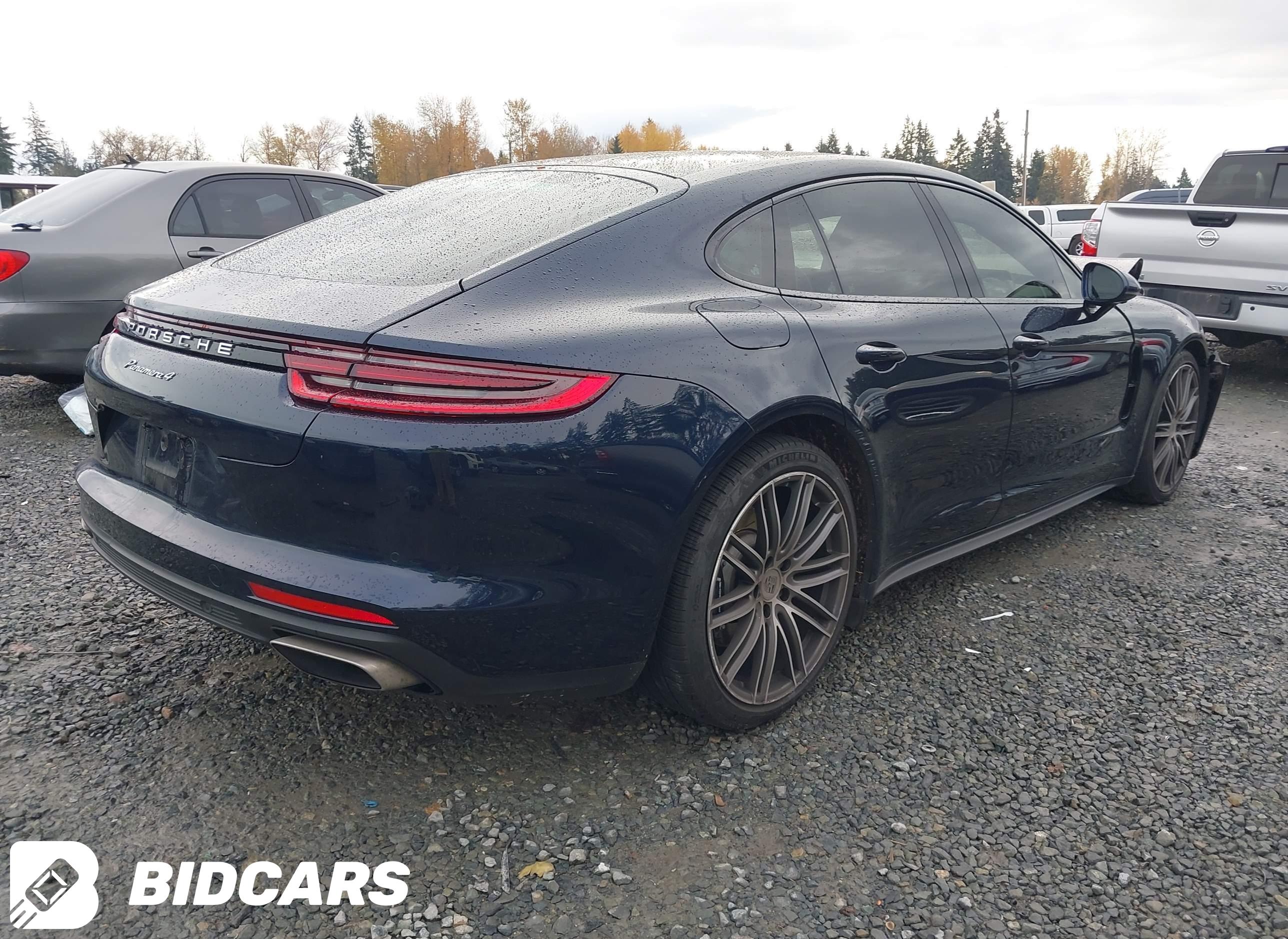 2020 Porsche Panamera, 4