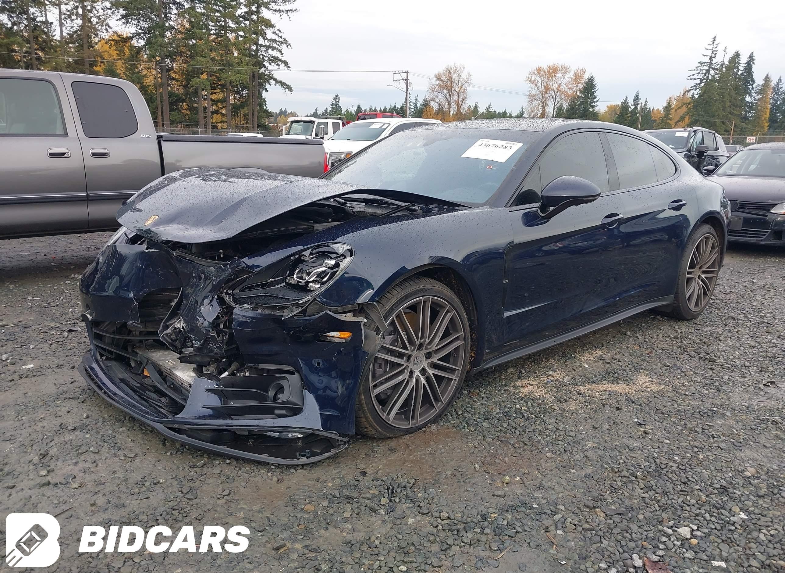 2020 Porsche Panamera, 4