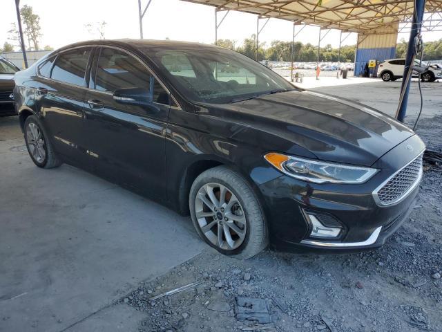 FORD FUSION  , 2019
